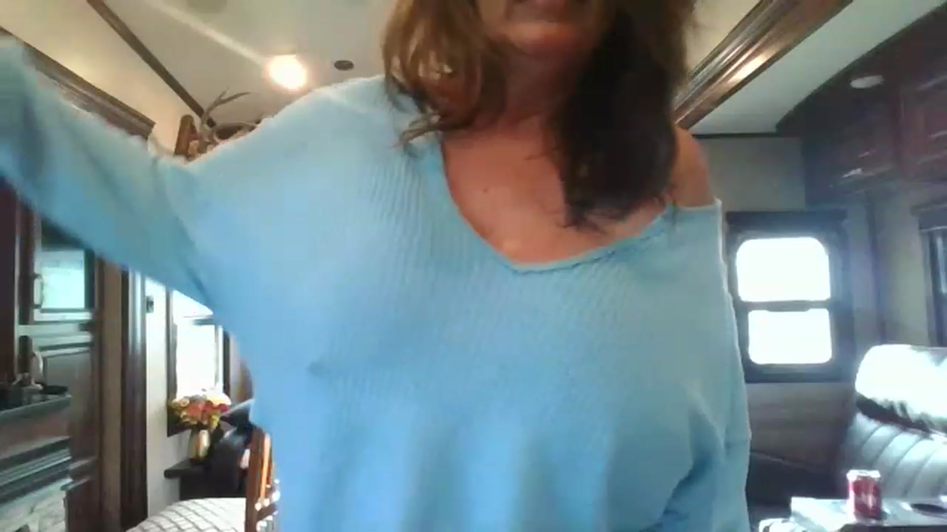 Gallery image thumbnail from boringmom's myfreecams stream on, 01/09/2023, 22:54 image 10 of 20