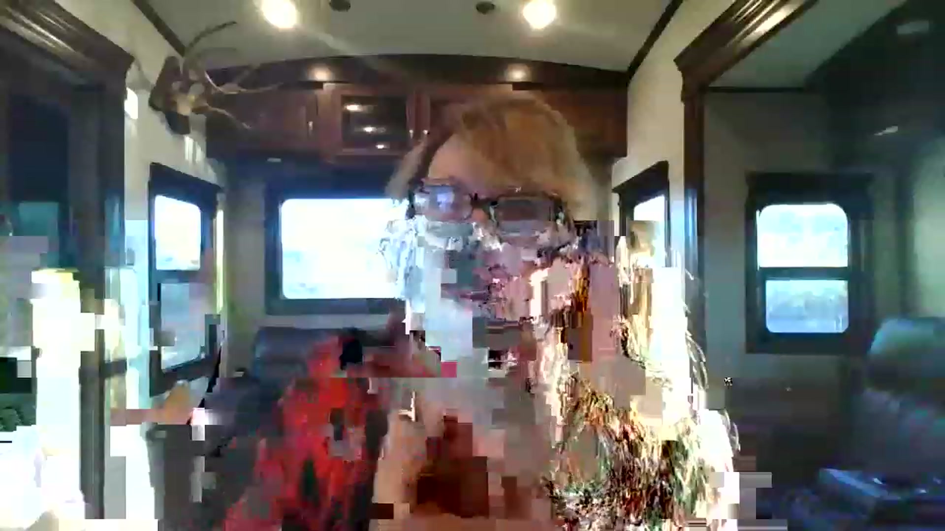 Gallery image thumbnail from boringmom's myfreecams stream on, 01/18/2023, 15:44 image 12 of 20