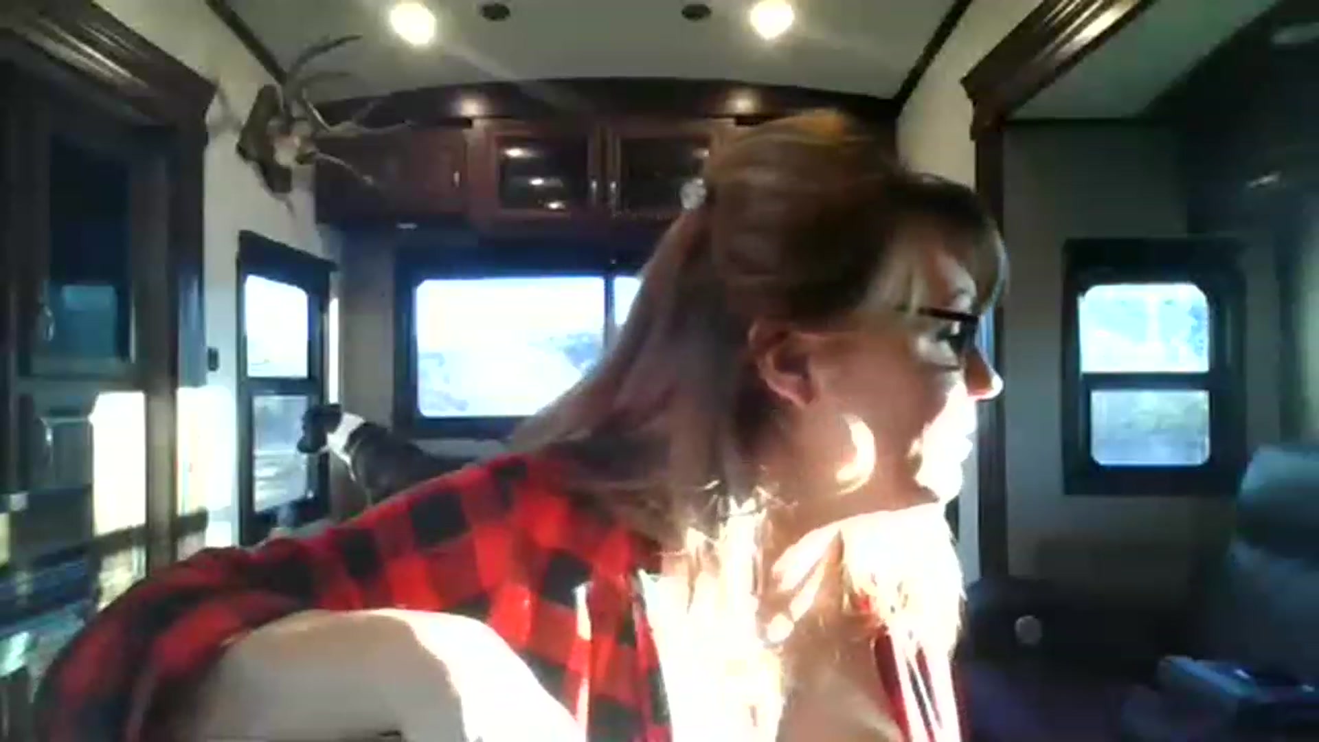Gallery image thumbnail from boringmom's myfreecams stream on, 01/18/2023, 15:44 image 15 of 20