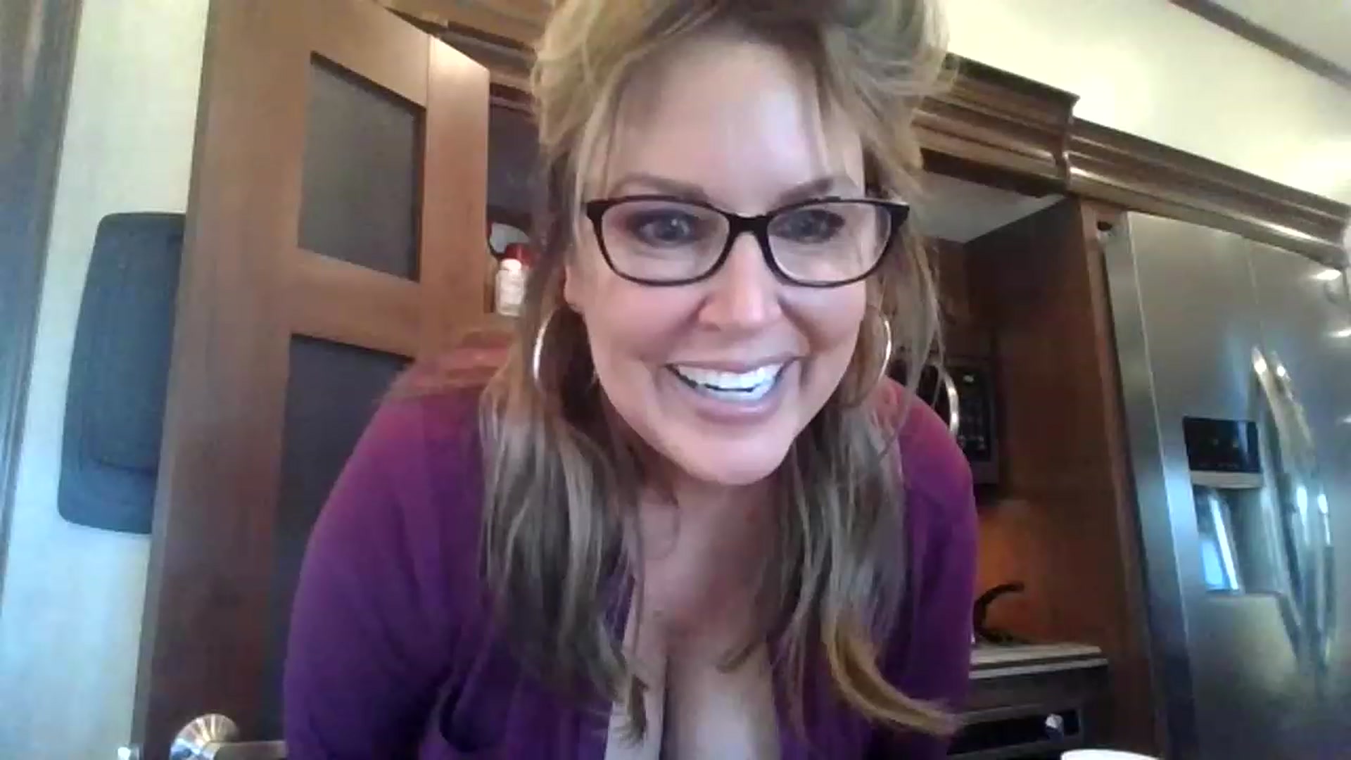 Gallery image thumbnail from boringmom's myfreecams stream on, 01/19/2023, 19:58 image 6 of 20