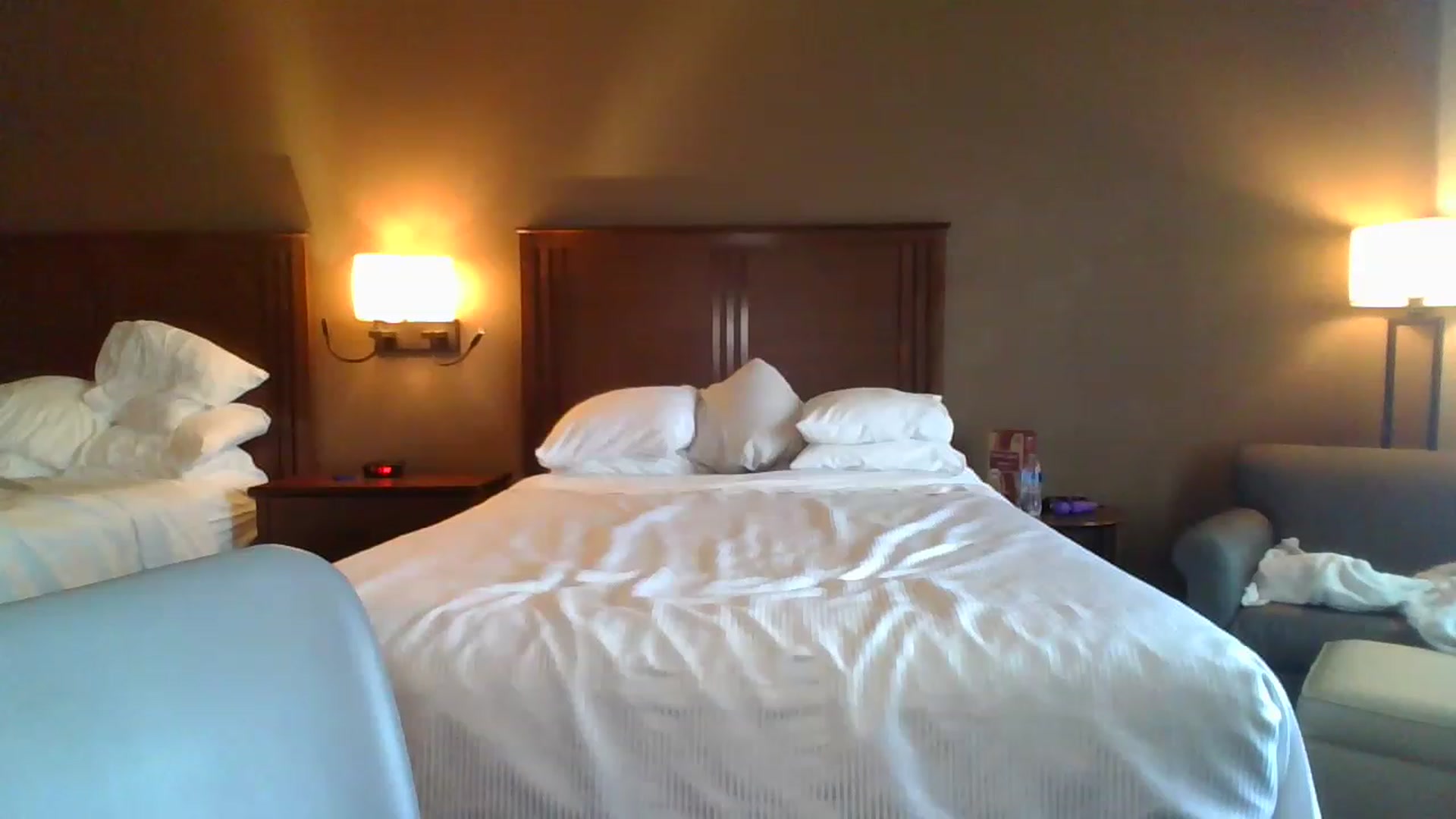 Gallery image thumbnail from boringmom's myfreecams stream on, 03/30/2023, 20:39 image 10 of 20