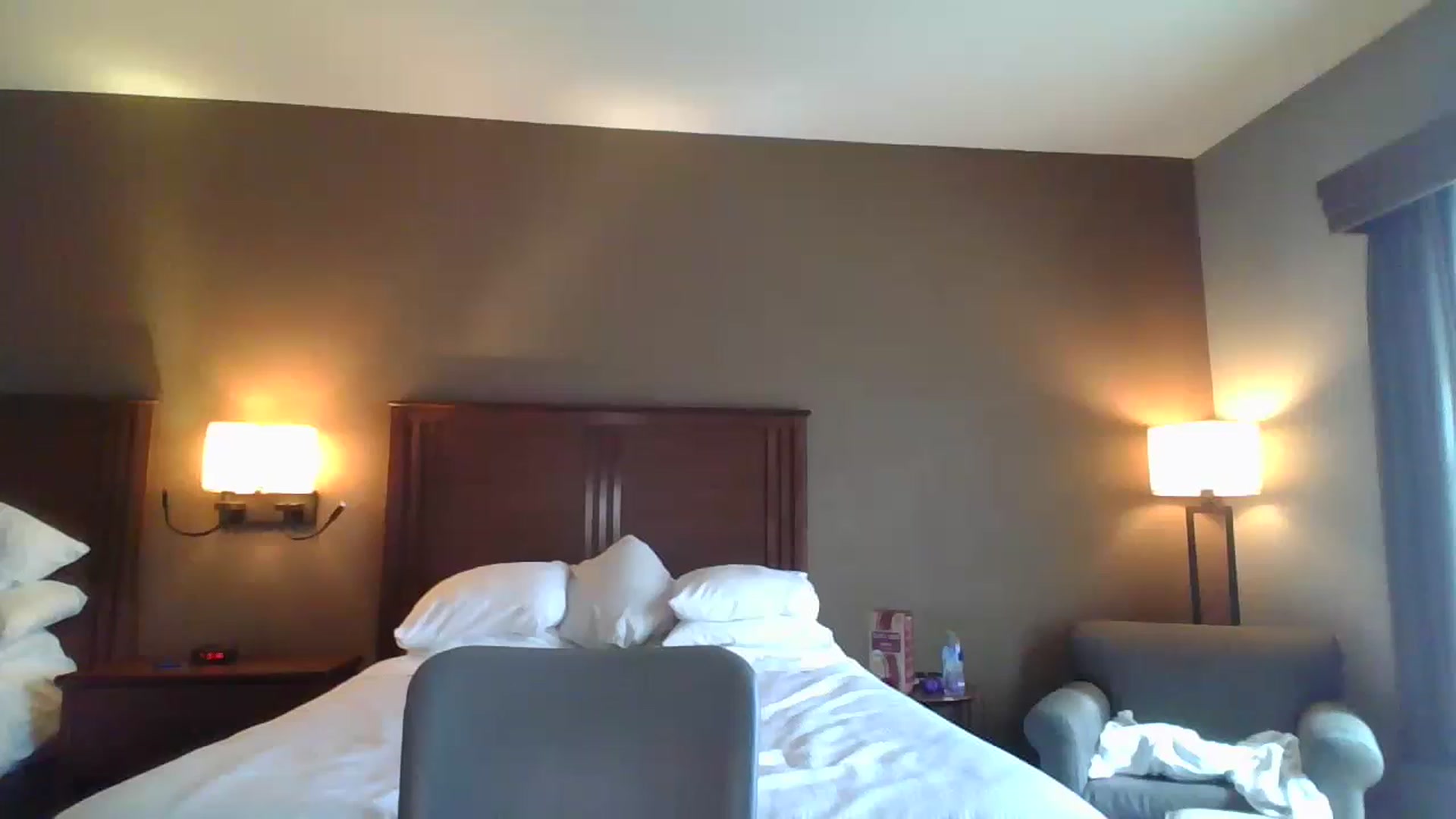 Gallery image thumbnail from boringmom's myfreecams stream on, 03/30/2023, 22:22 image 17 of 20