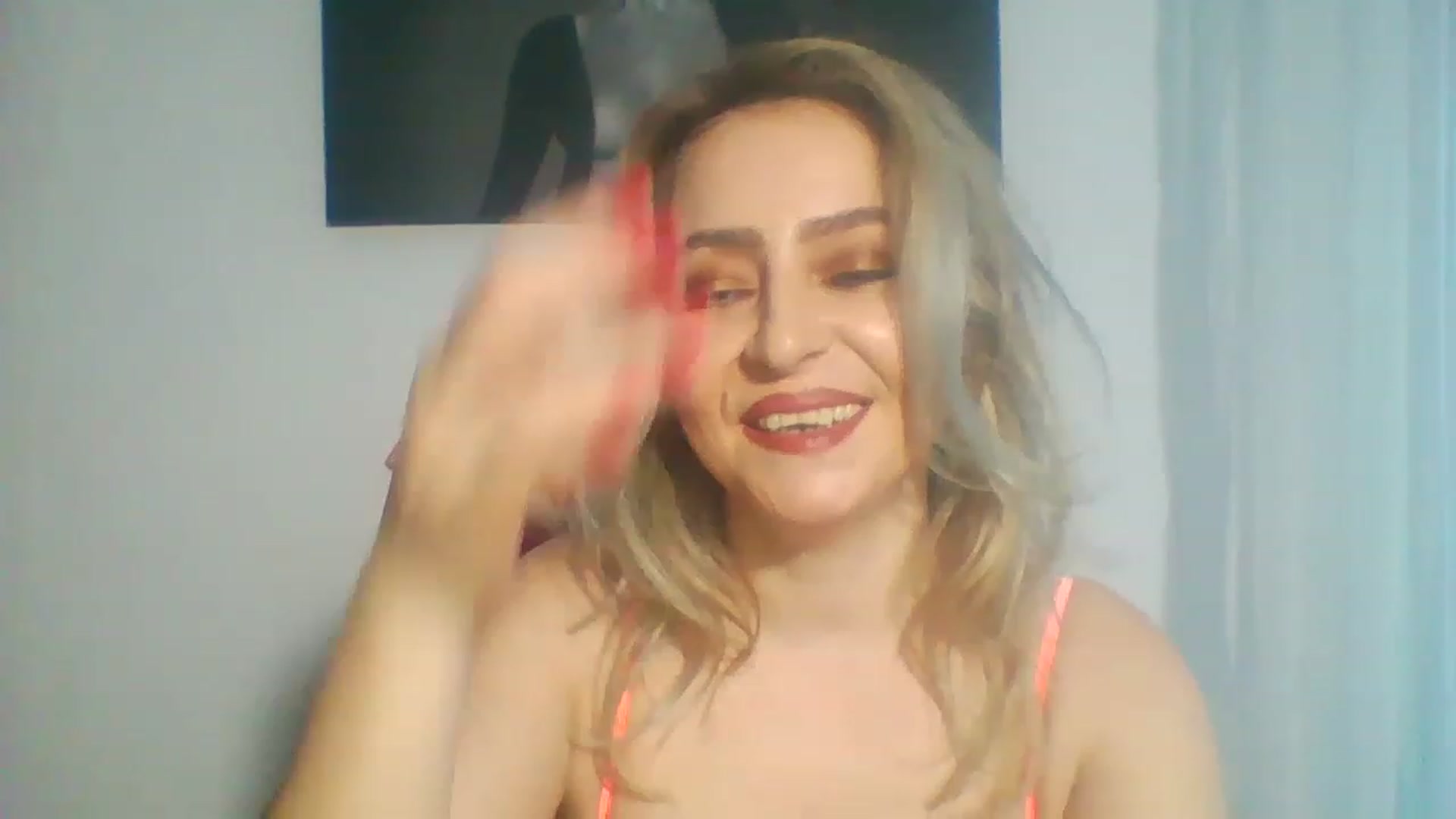 Gallery image thumbnail from born_to_sin's myfreecams stream on, 04/15/2023, 19:20 image 20 of 20