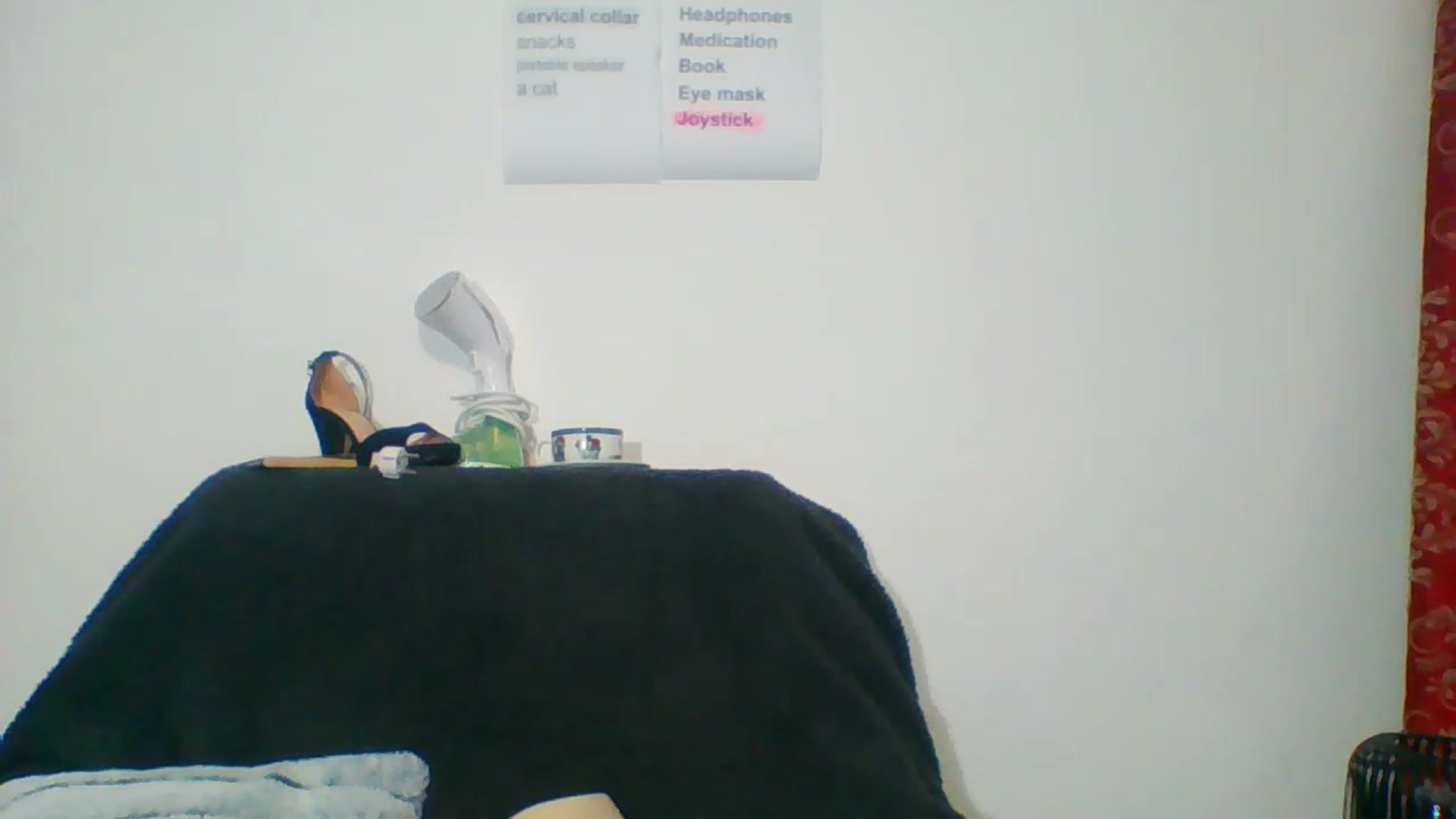 Gallery image thumbnail from born_to_sin's myfreecams stream on, 06/18/2023, 19:16 image 17 of 20