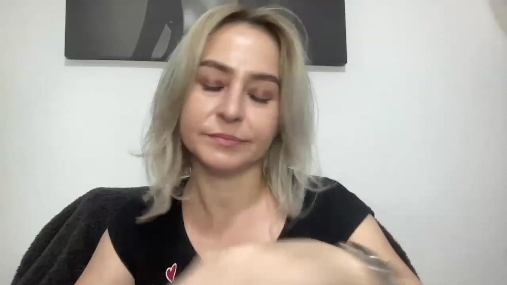 Gallery image thumbnail from born_to_sin's myfreecams stream on, 07/28/2023, 13:09 image 9 of 20