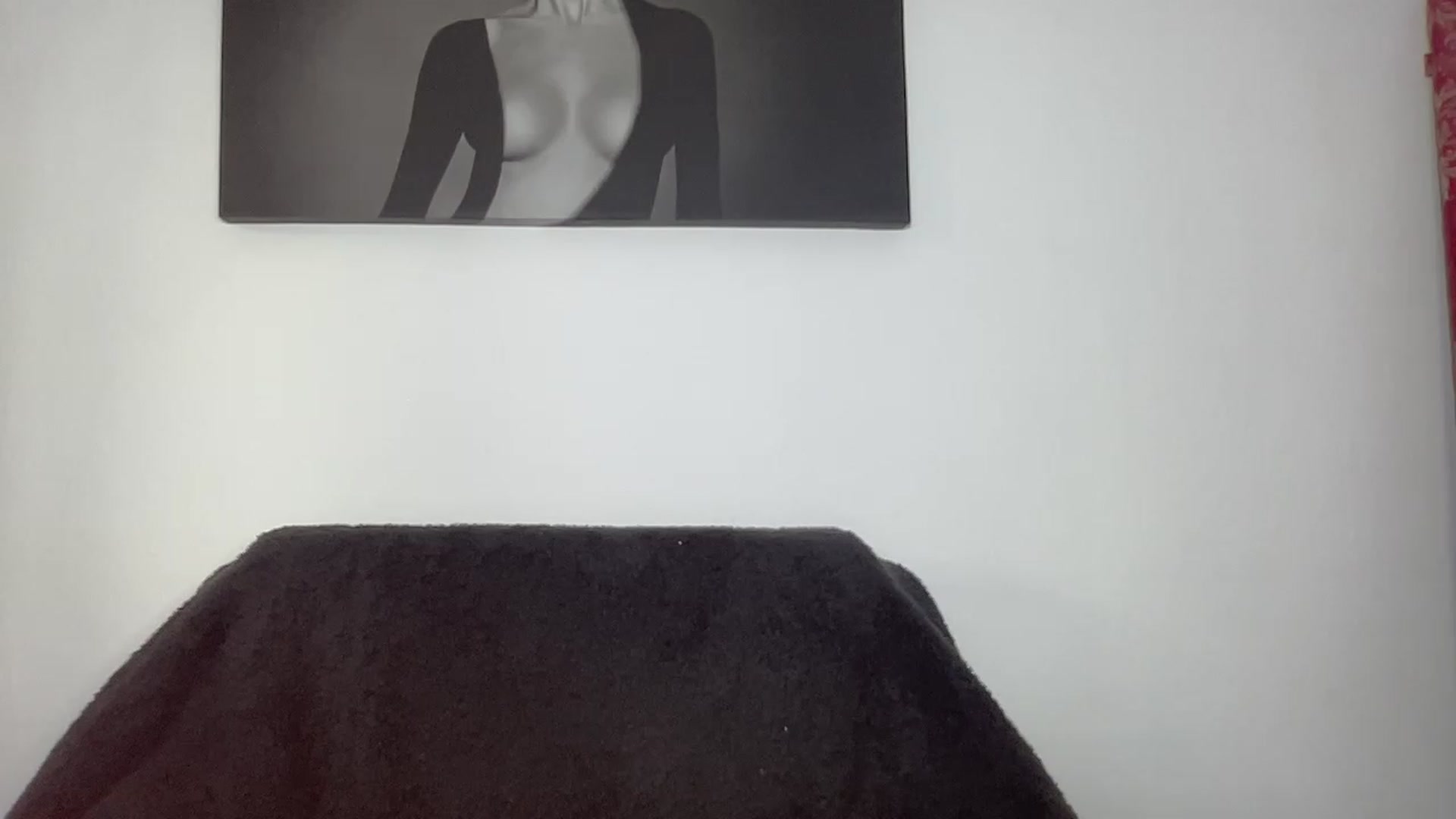 Gallery image thumbnail from born_to_sin's myfreecams stream on, 08/19/2023, 15:01 image 8 of 20