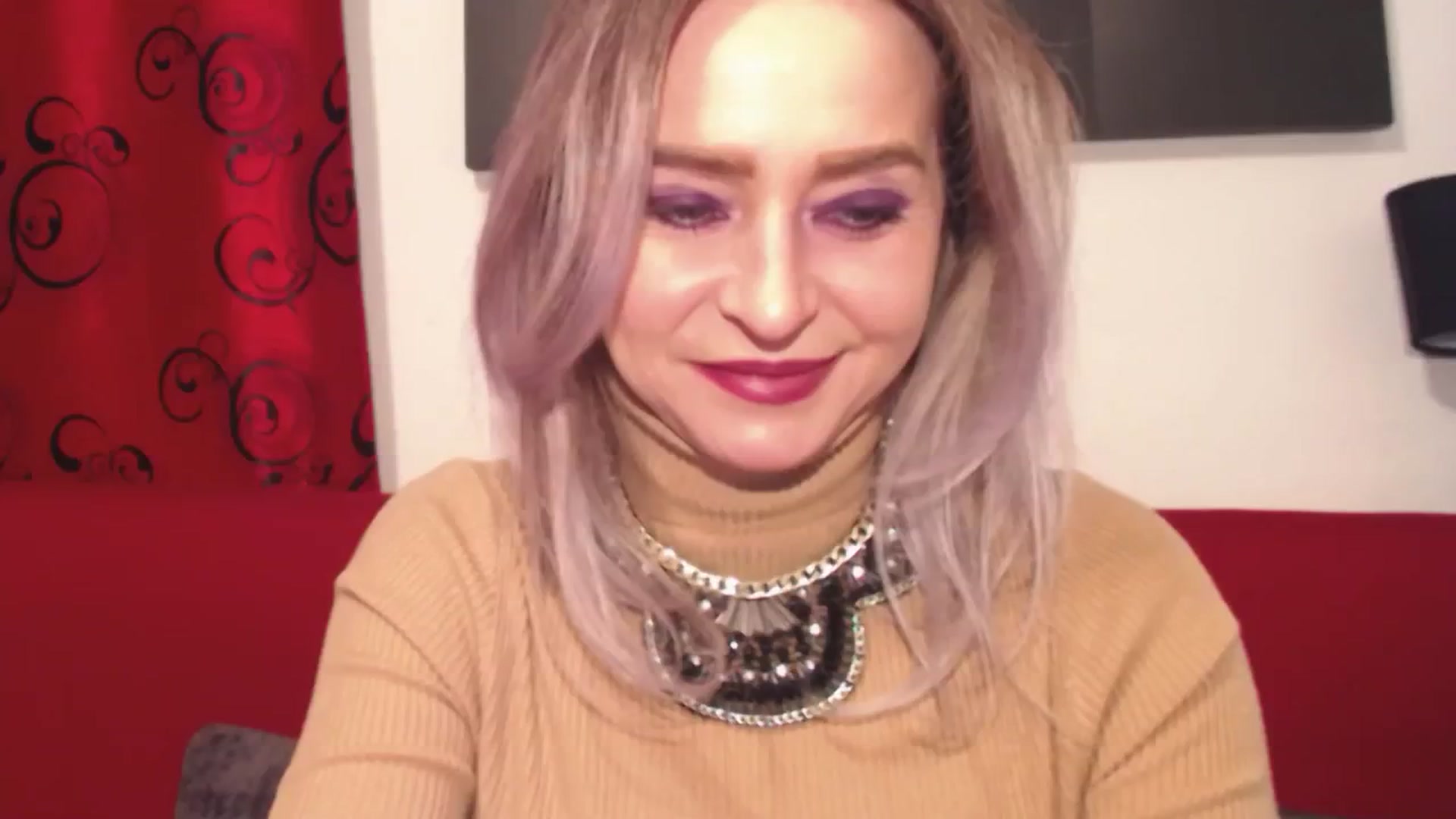 Gallery image thumbnail from born_to_sin's myfreecams stream on, 12/18/2023, 12:56 image 7 of 20