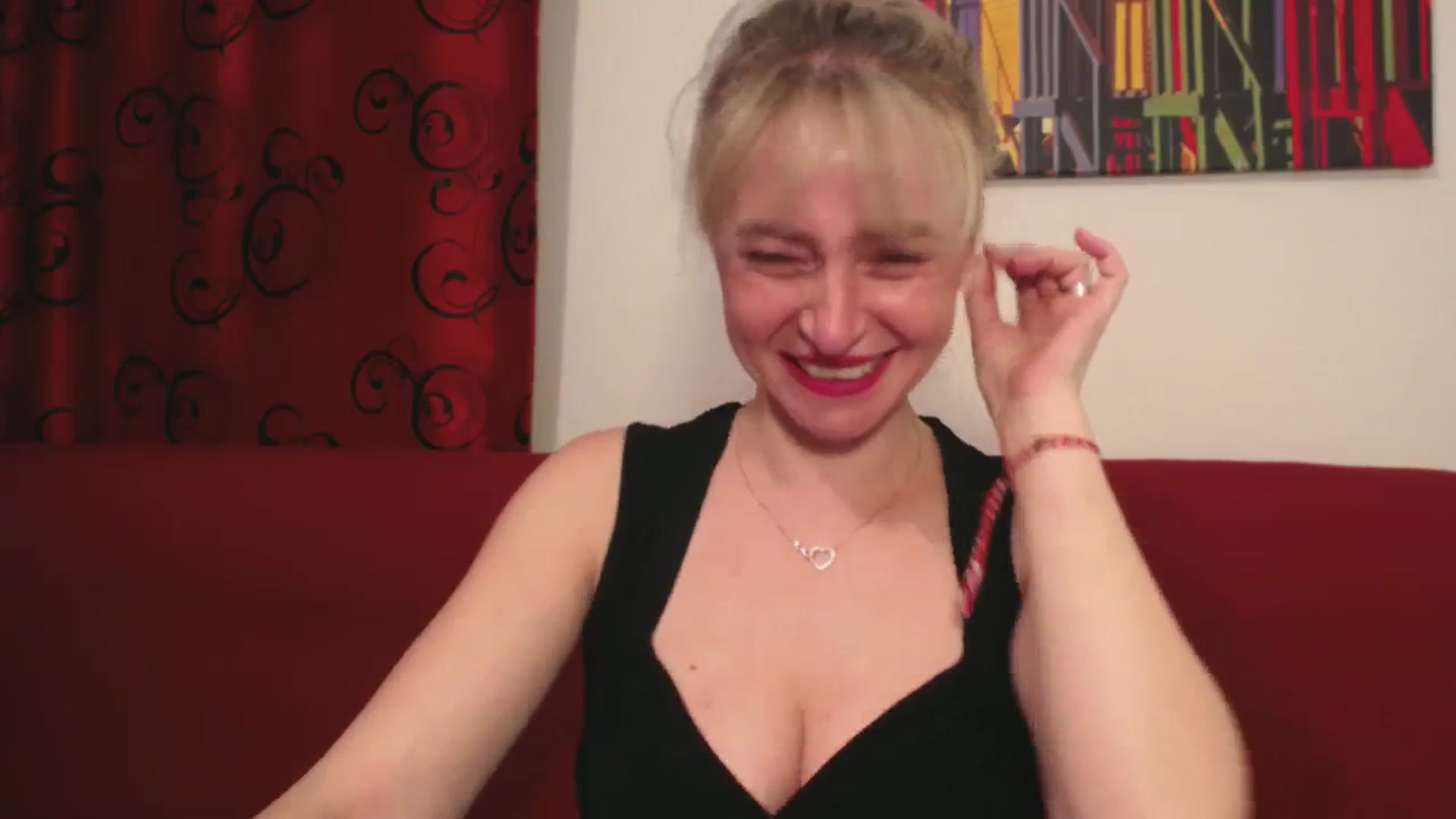 Gallery image thumbnail from born_to_sin's myfreecams stream on, 03/09/2024, 20:04 image 4 of 20