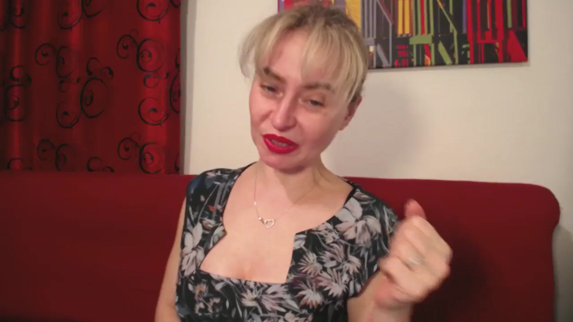 Gallery image thumbnail from born_to_sin's myfreecams stream on, 03/10/2024, 14:00 image 13 of 20