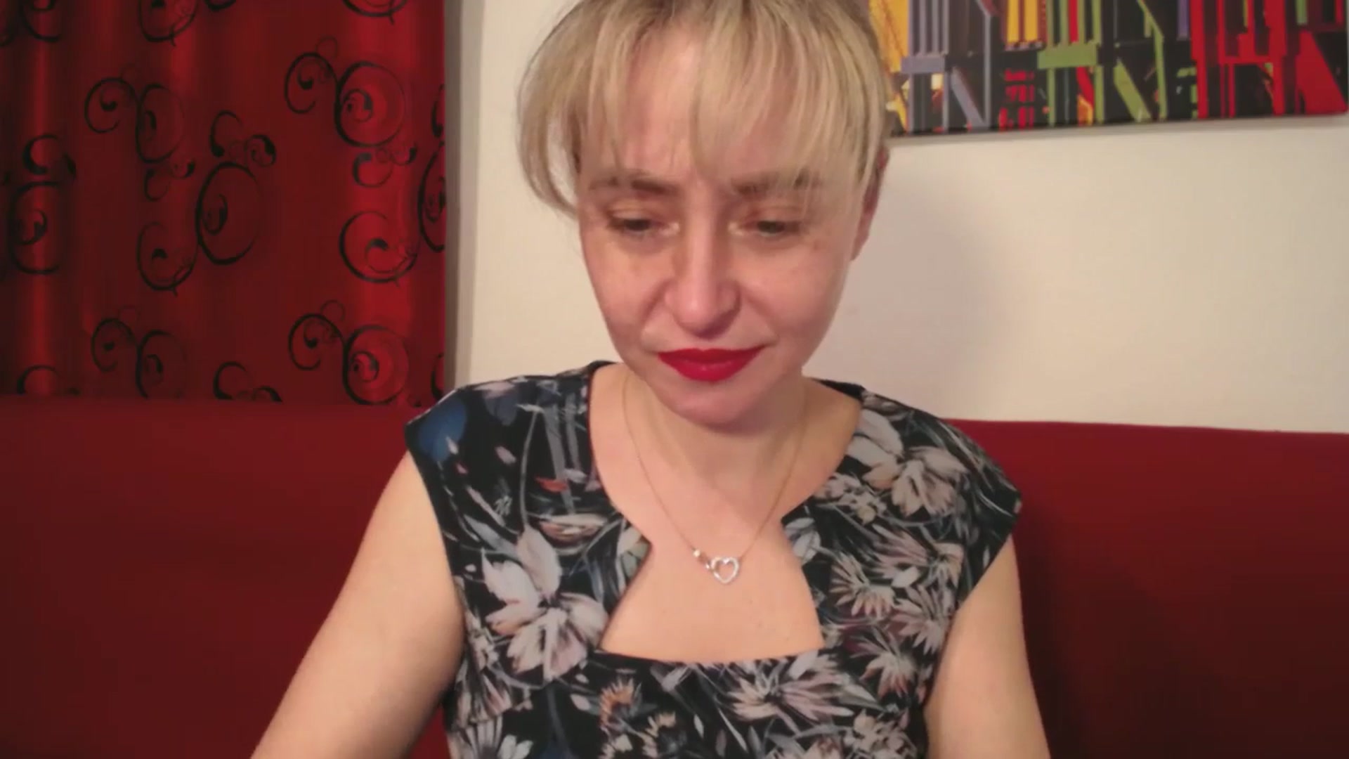 Gallery image thumbnail from born_to_sin's myfreecams stream on, 03/10/2024, 14:00 image 16 of 20
