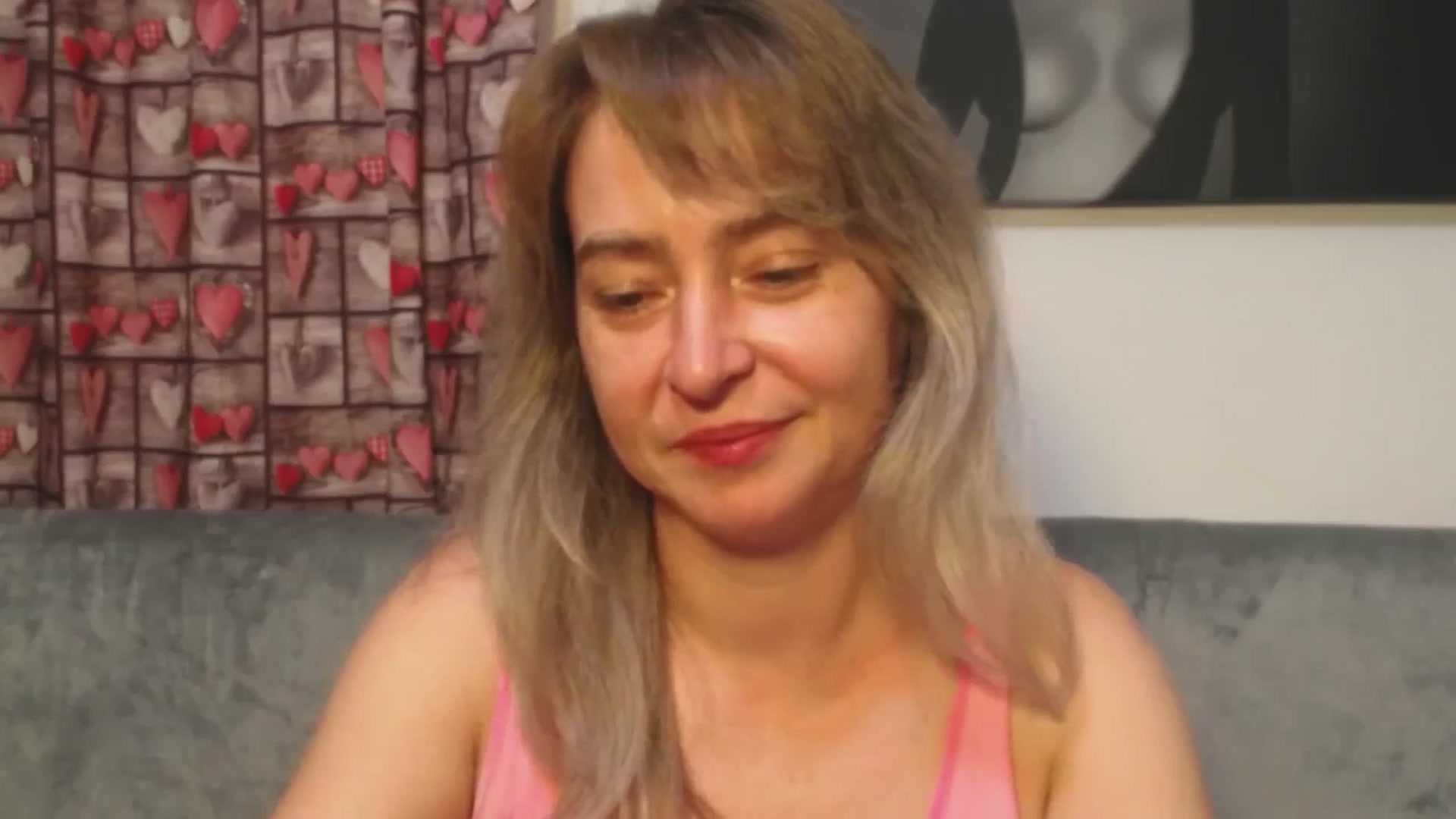 Gallery image thumbnail from born_to_sin's myfreecams stream on, 08/25/2024, 14:43 image 17 of 20