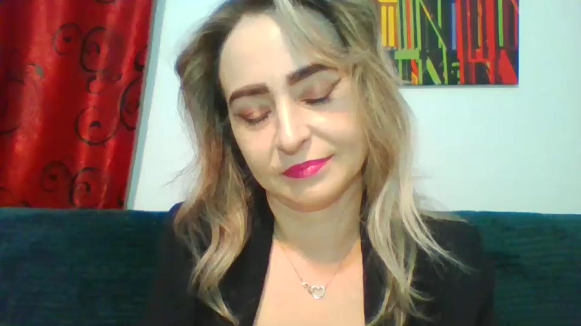 Gallery image thumbnail from born_to_sin's myfreecams stream on, 01/04/2025, 17:27 image 6 of 20