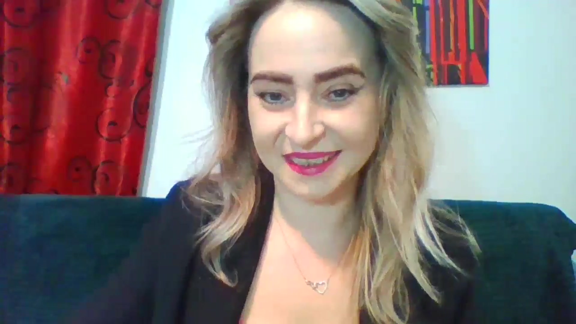 Gallery image thumbnail from born_to_sin's myfreecams stream on, 01/04/2025, 17:27 image 10 of 20