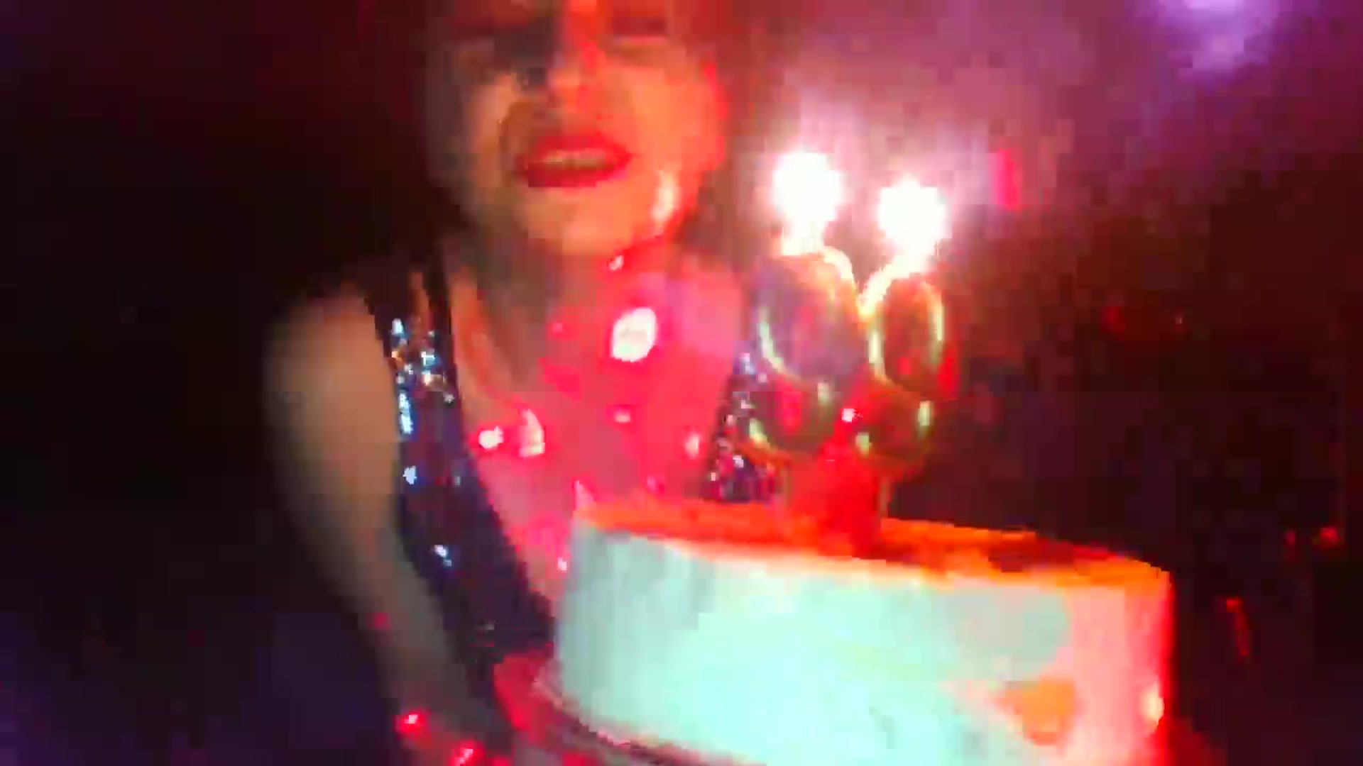 Gallery image thumbnail from born_to_sin's myfreecams stream on, 06/07/2025, 22:28 image 16 of 20
