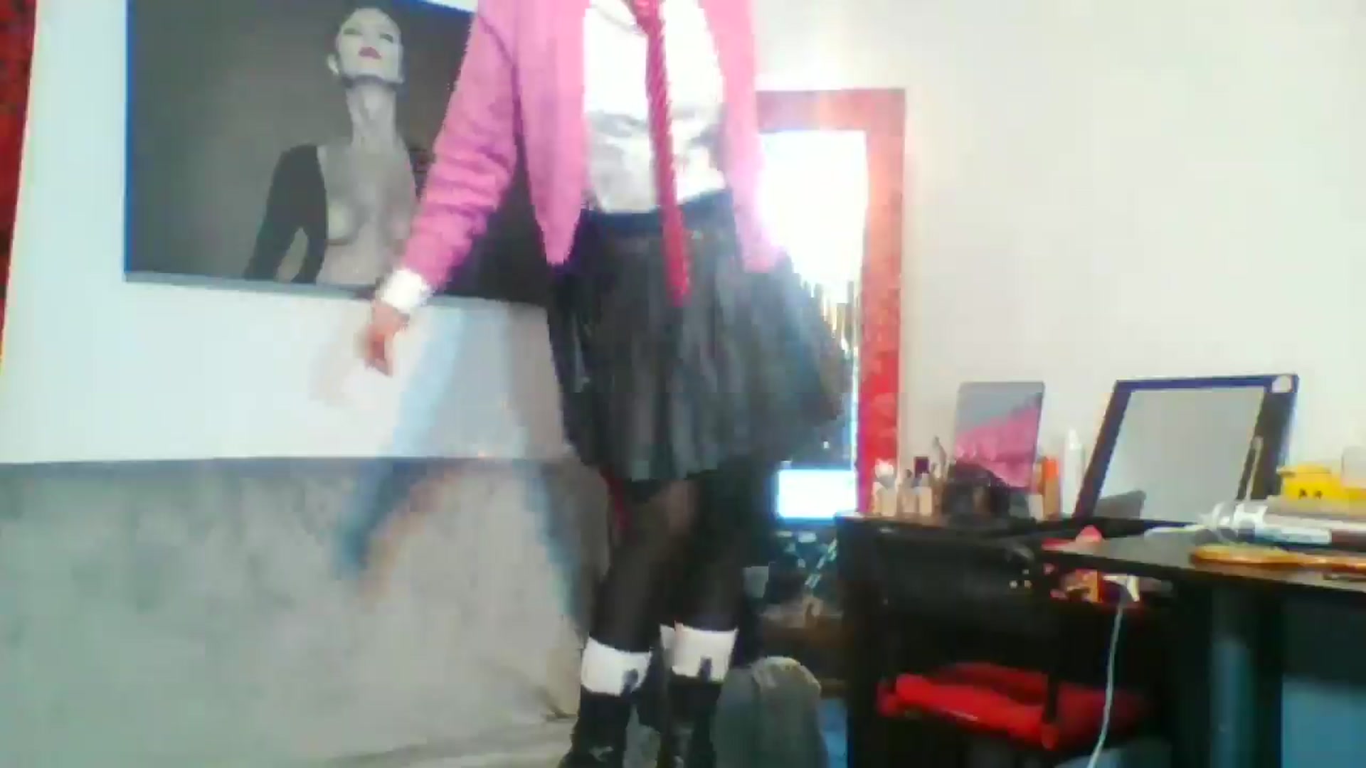 Gallery image thumbnail from born_to_sin's myfreecams stream on, 01/02/2026, 16:07 image 16 of 20