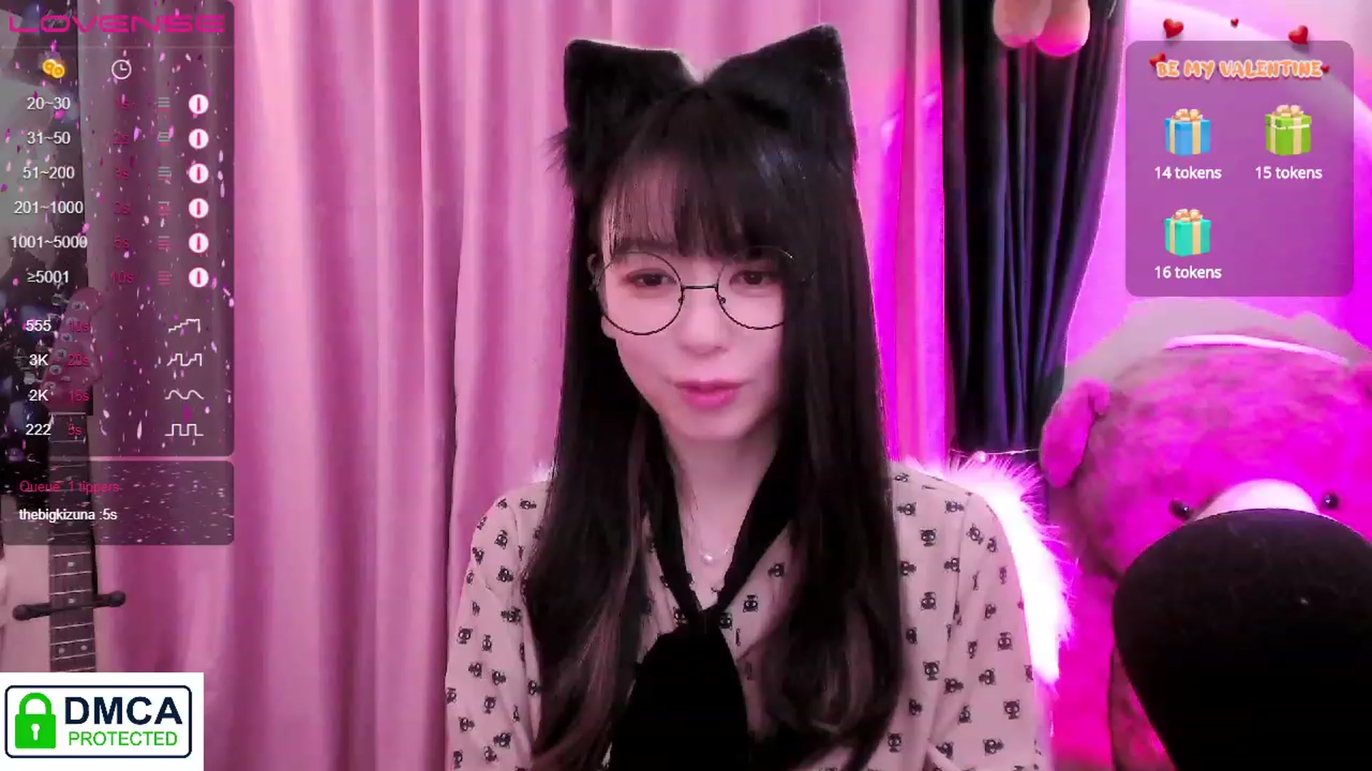 Gallery image thumbnail from borntomeow's myfreecams stream on, 04/02/2023, 05:27 image 5 of 20