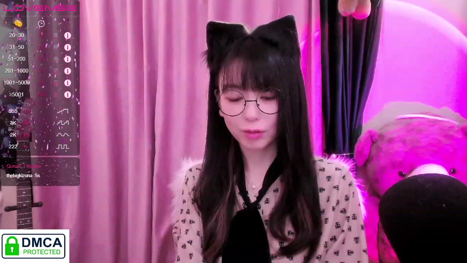 Gallery image thumbnail from borntomeow's myfreecams stream on, 04/02/2023, 05:27 image 8 of 20