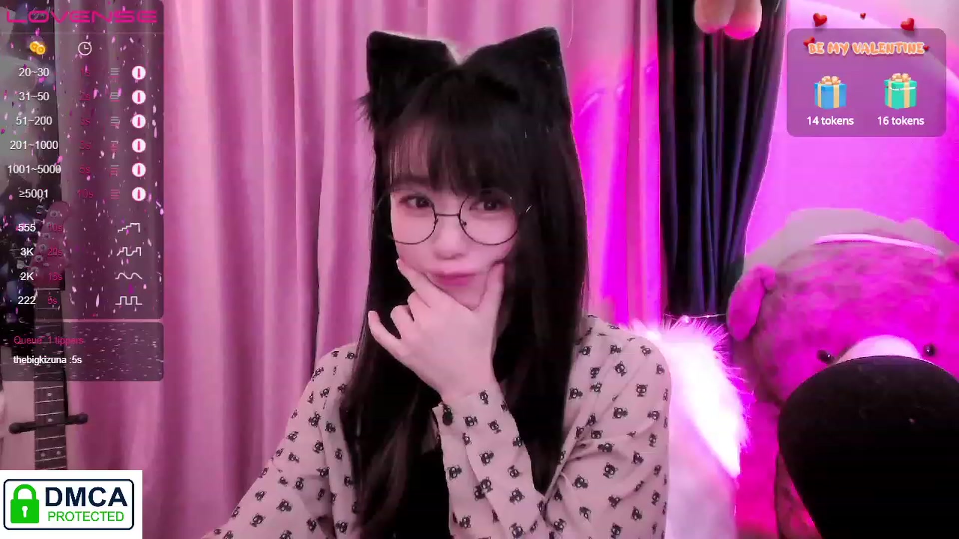 Gallery image thumbnail from borntomeow's myfreecams stream on, 04/02/2023, 05:27 image 6 of 20