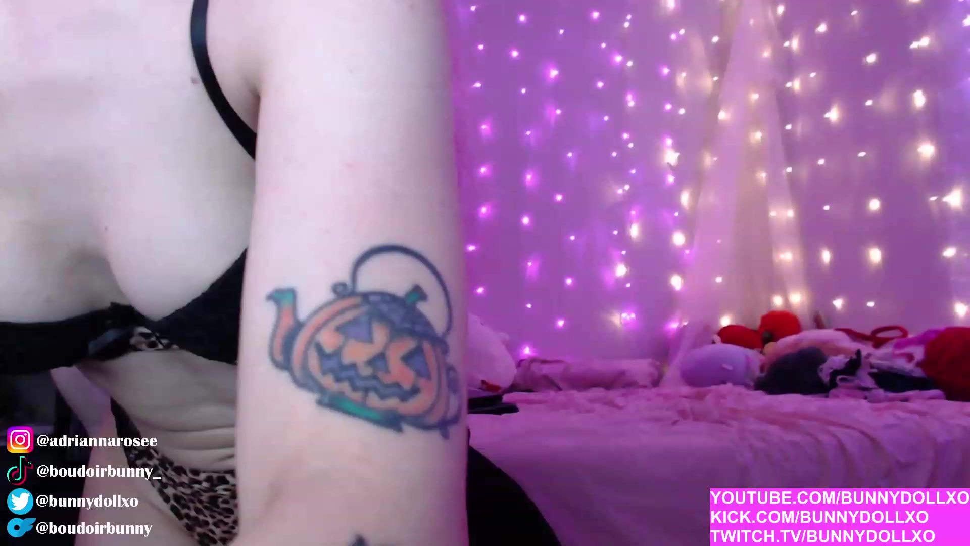 Gallery image thumbnail from boudoirbunny's myfreecams stream on, 12/11/2022, 09:08 image 8 of 20