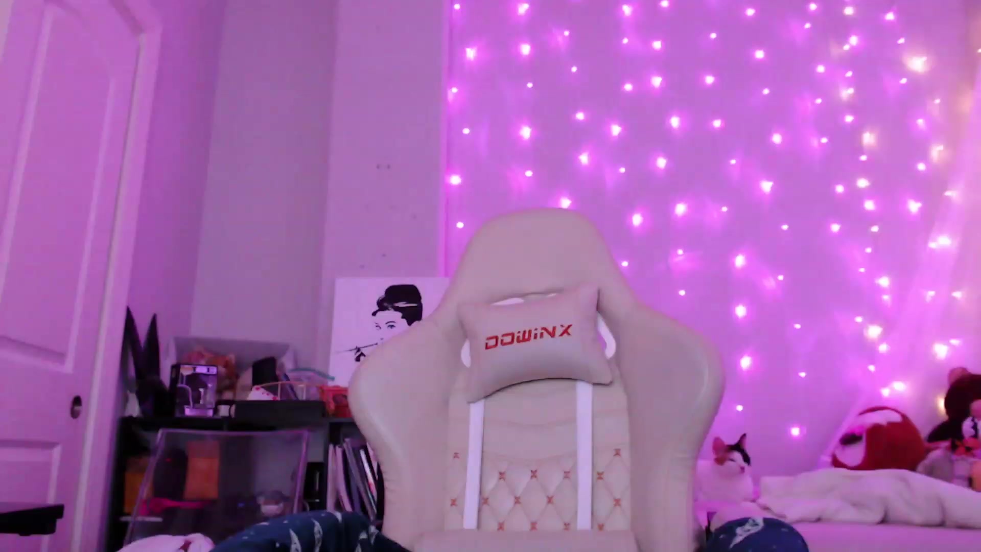 Gallery image thumbnail from boudoirbunny's myfreecams stream on, 12/30/2022, 10:03 image 10 of 20