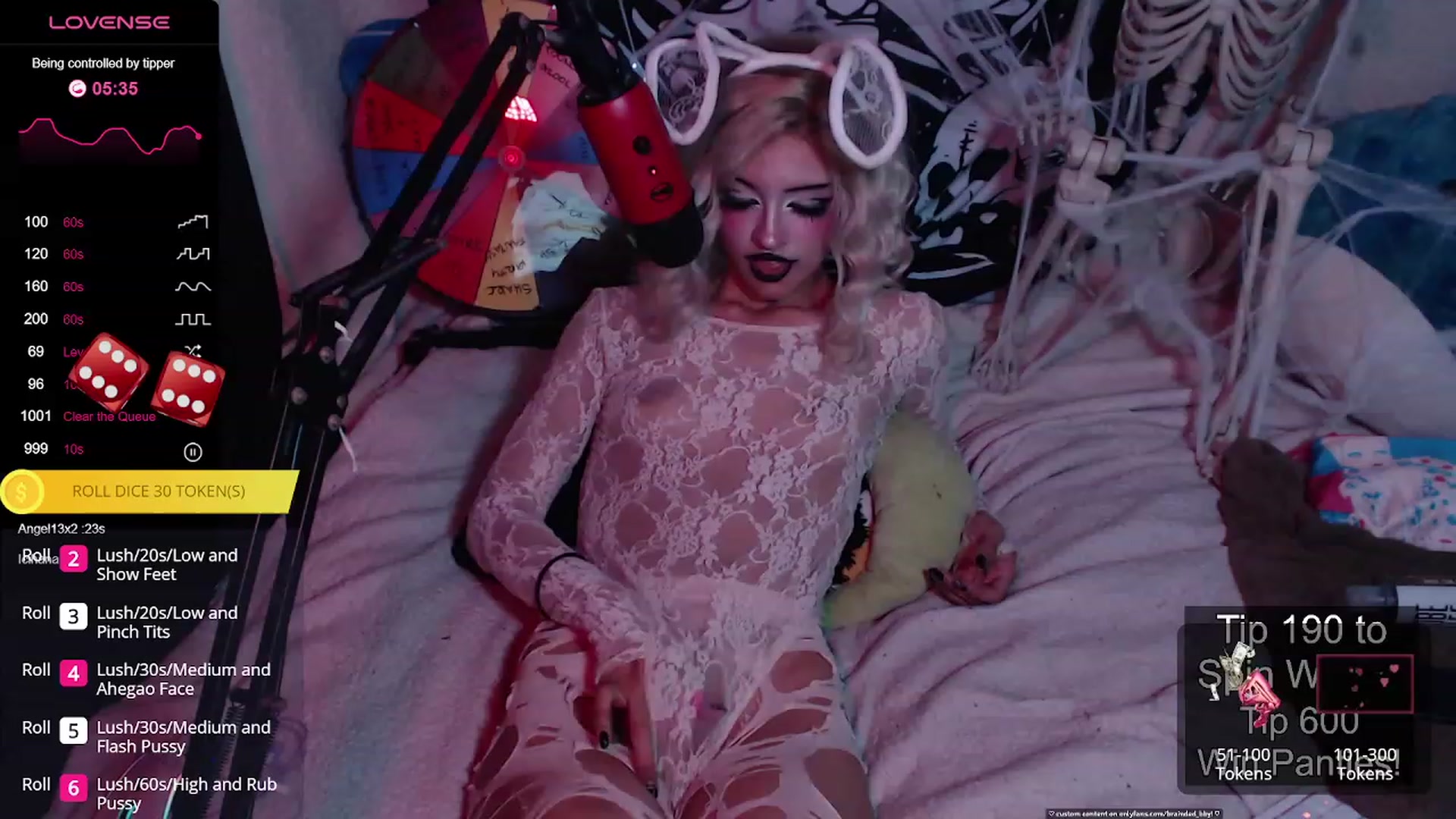 Gallery image thumbnail from braindedbby's myfreecams stream on, 10/22/2023, 07:37 image 3 of 20