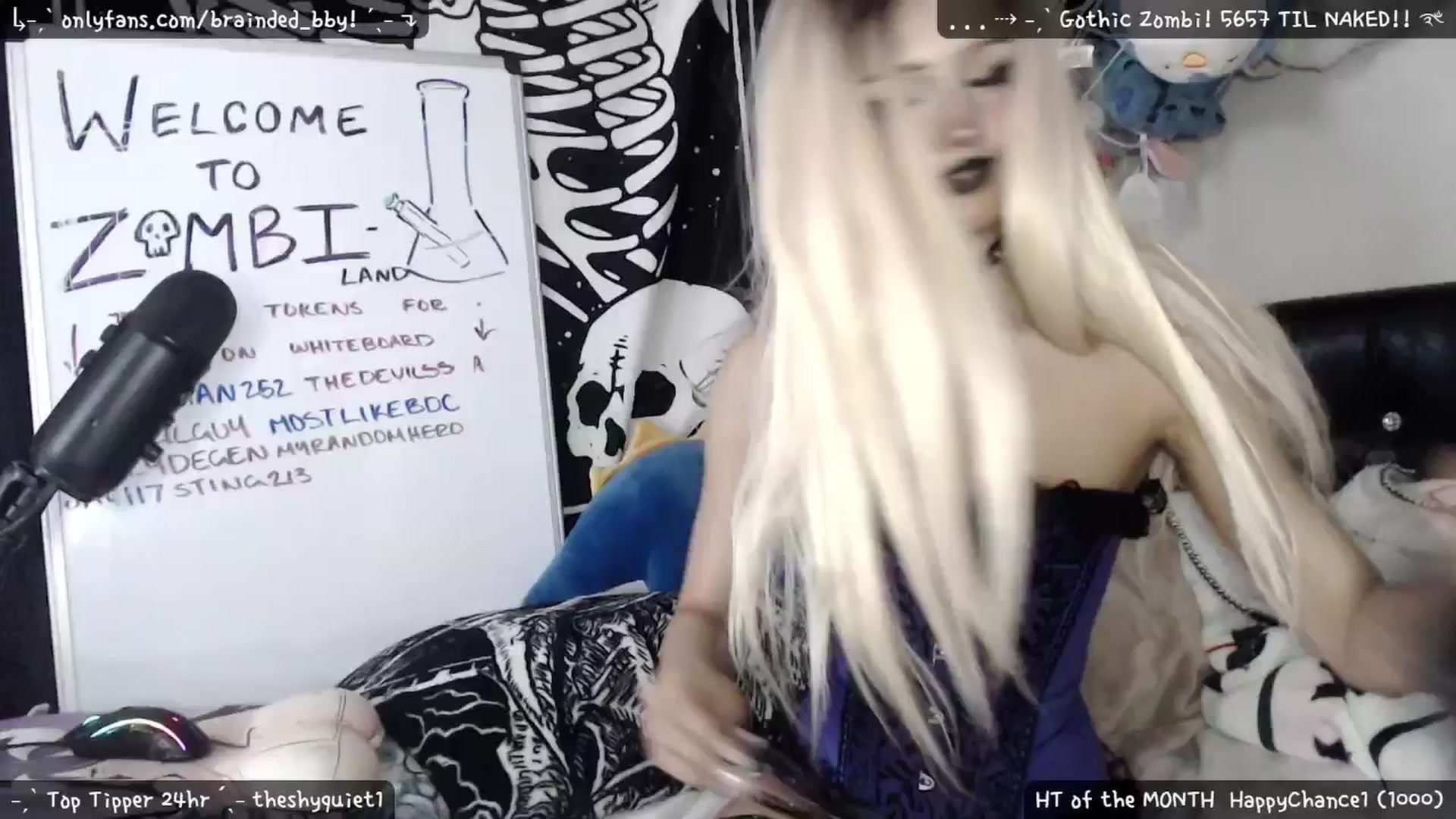 Gallery image thumbnail from braindedbby's myfreecams stream on, 04/13/2025, 22:44 image 8 of 20