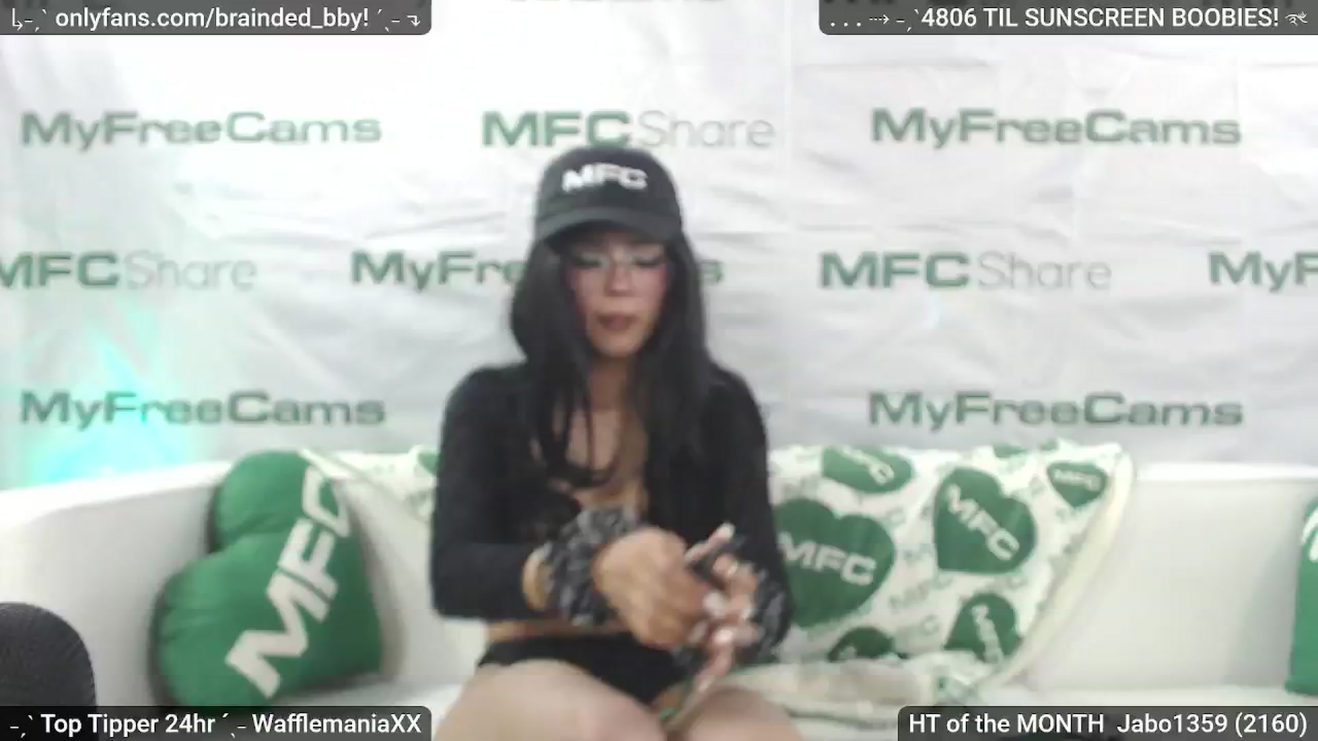 Gallery image thumbnail from braindedbby's myfreecams stream on, 05/20/2025, 05:58 image 11 of 20