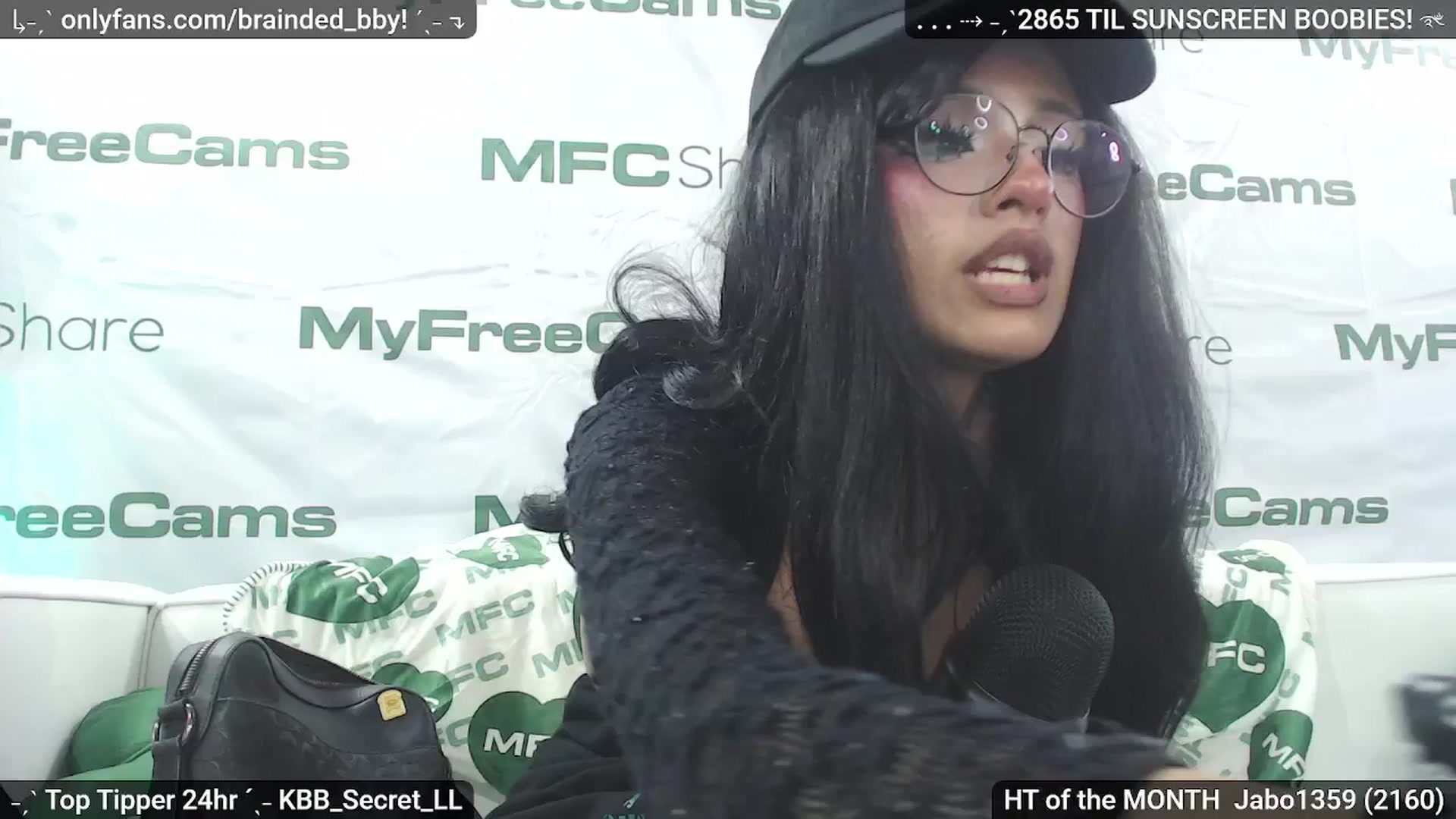 Gallery image thumbnail from braindedbby's myfreecams stream on, 05/20/2025, 07:46 image 19 of 20