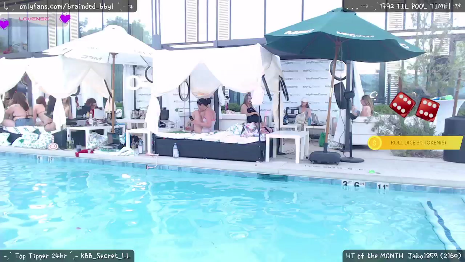 Gallery image thumbnail from braindedbby's myfreecams stream on, 05/22/2025, 02:46 image 5 of 20
