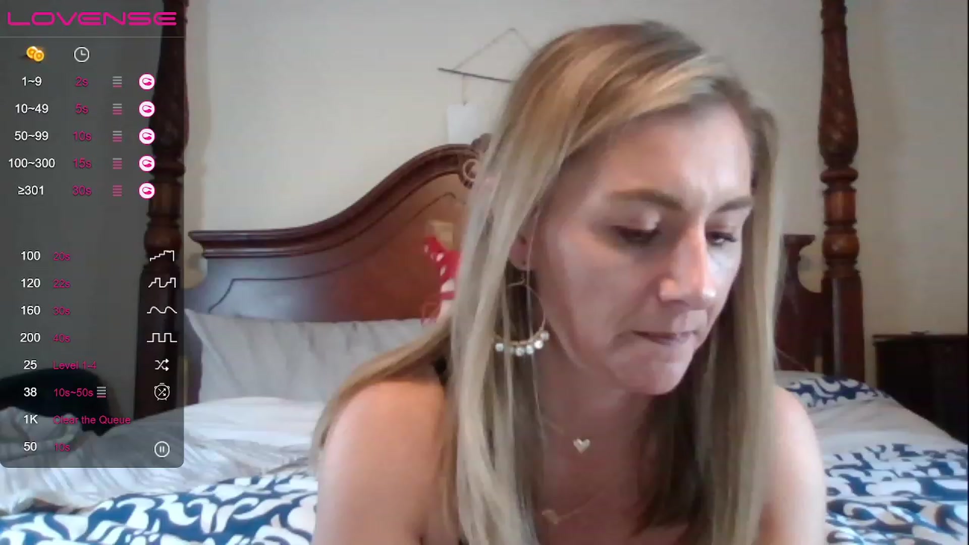 Gallery image thumbnail from brandi10's myfreecams stream on, 11/14/2022, 18:57 image 19 of 20