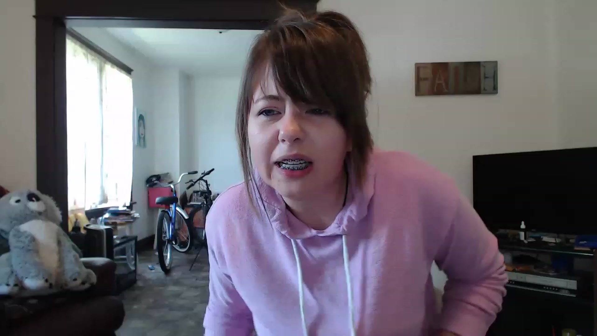 Gallery image thumbnail from brattybritt's myfreecams stream on, 07/22/2023, 17:39 image 17 of 20
