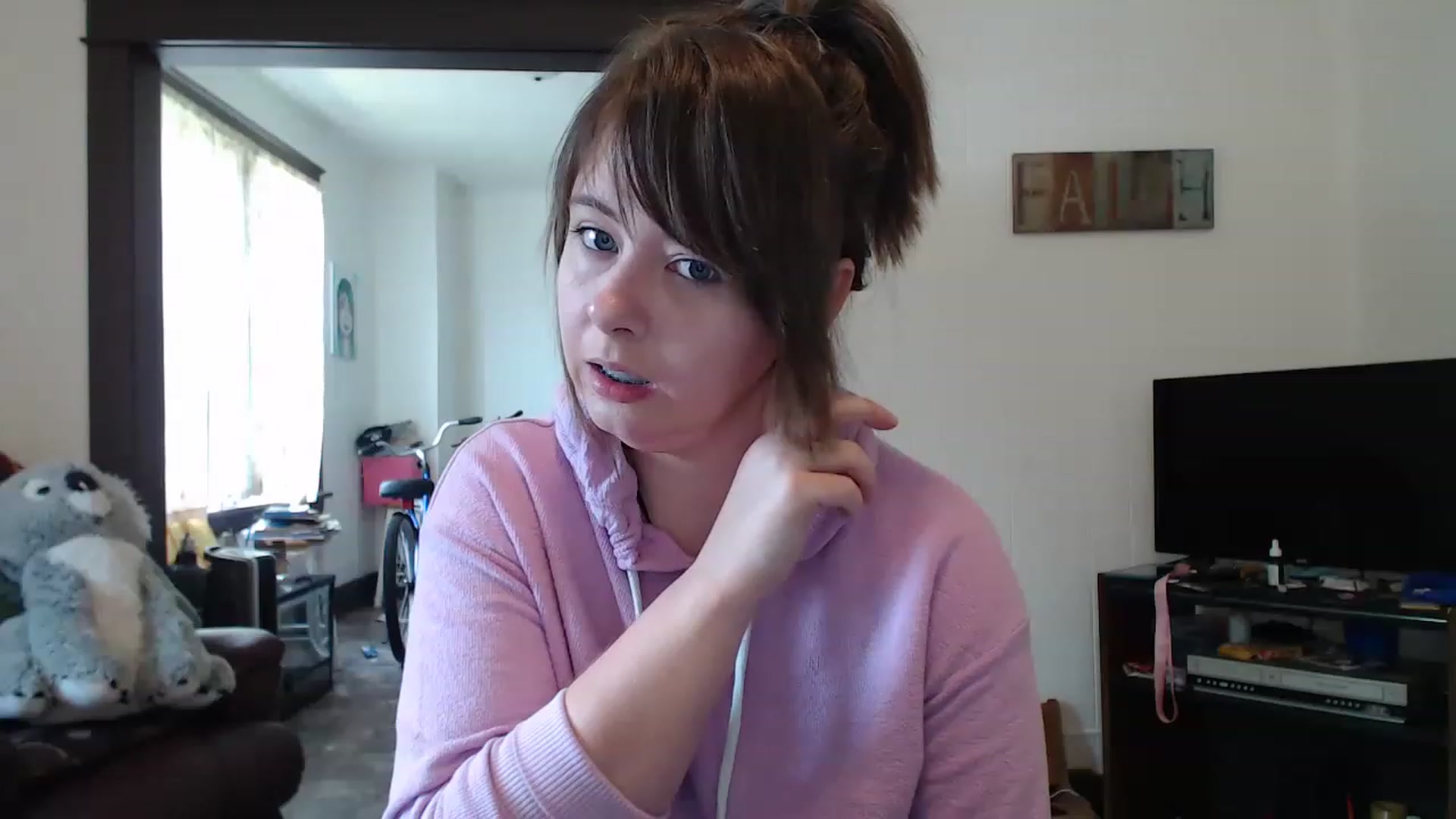 Gallery image thumbnail from brattybritt's myfreecams stream on, 07/22/2023, 17:39 image 19 of 20