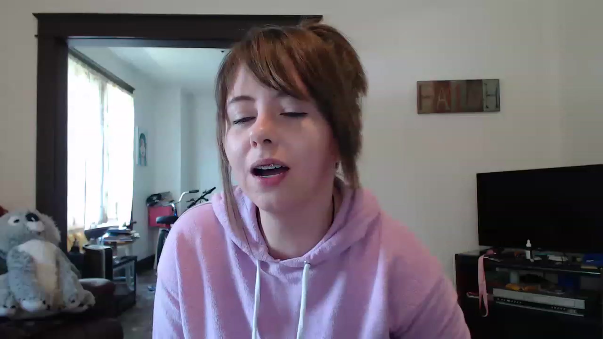 Gallery image thumbnail from brattybritt's myfreecams stream on, 07/22/2023, 17:39 image 4 of 20