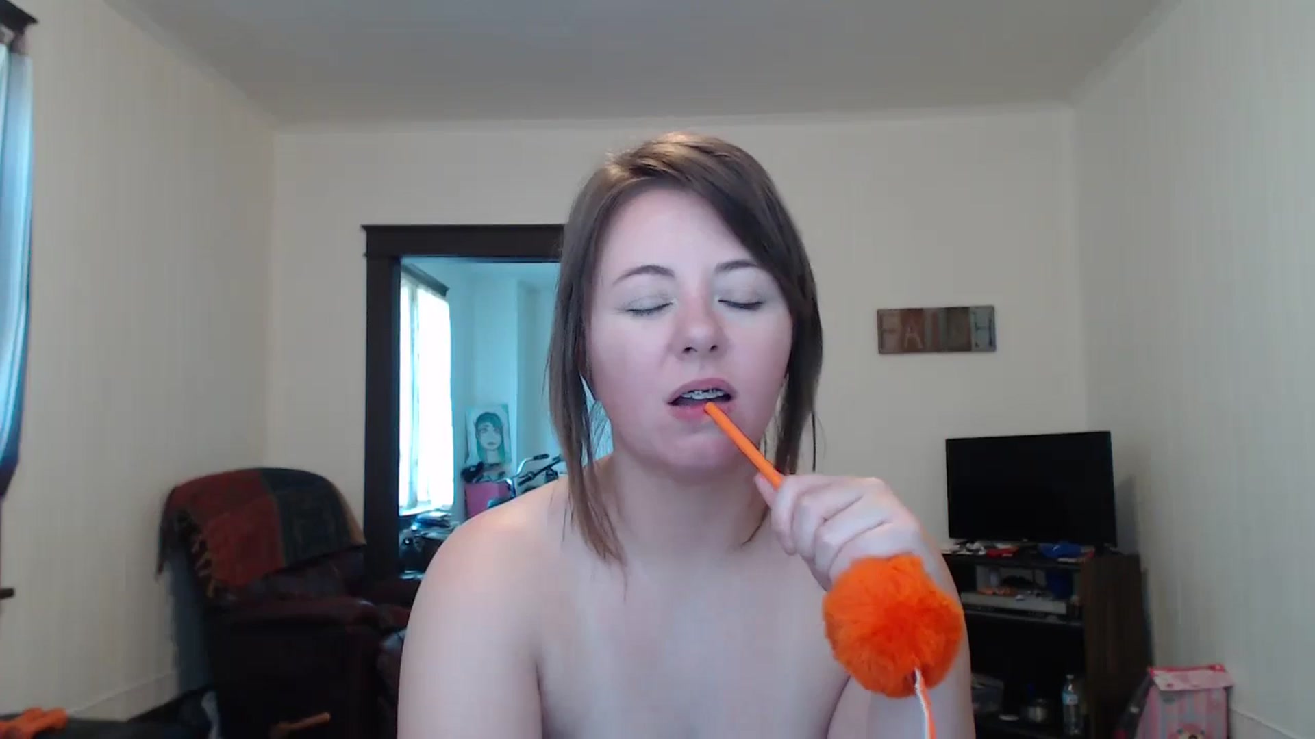 Gallery image thumbnail from brattybritt's myfreecams stream on, 08/16/2023, 15:42 image 8 of 20