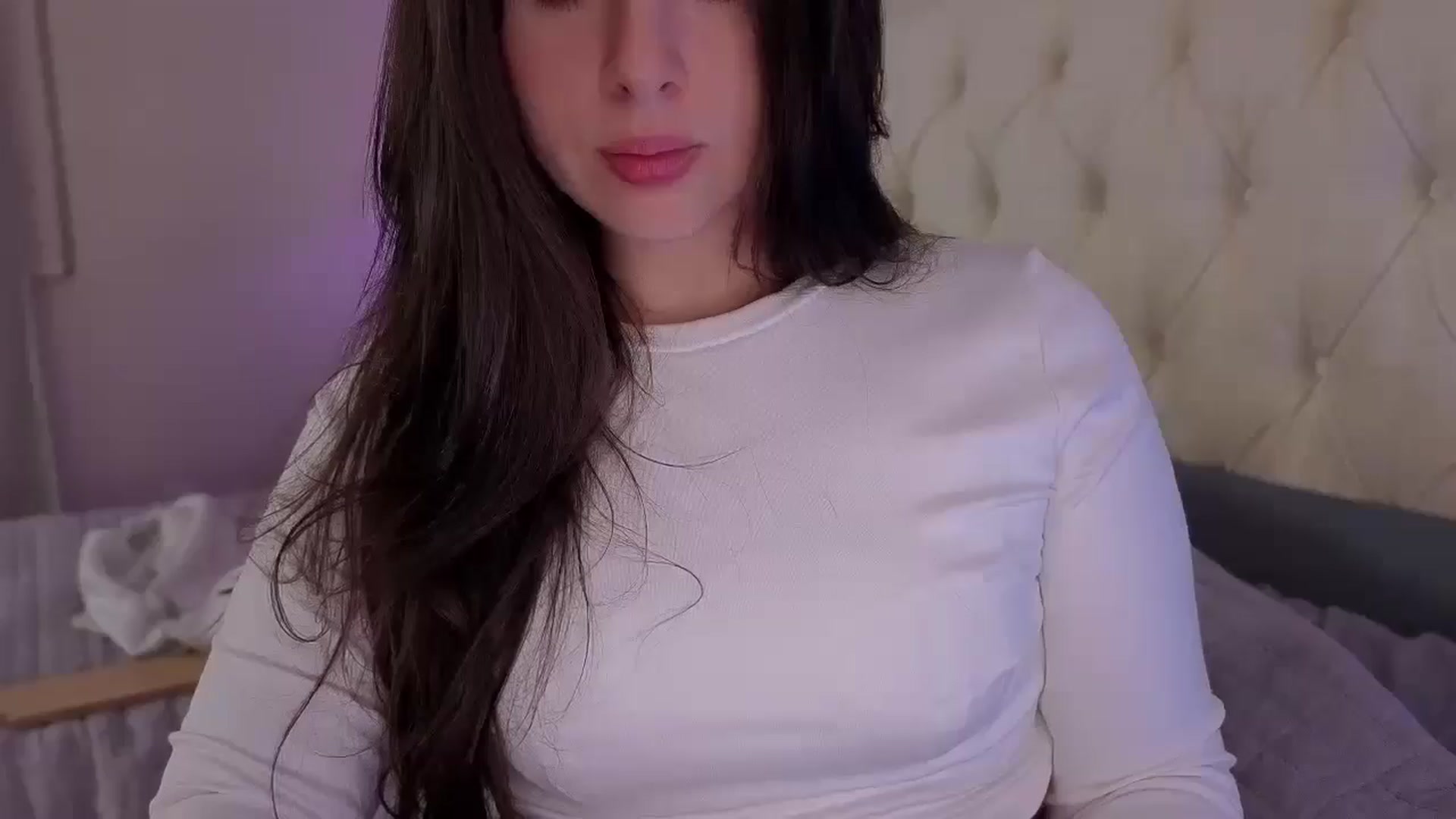 Gallery image thumbnail from brattyisa's myfreecams stream on, 10/15/2025, 07:50 image 17 of 20