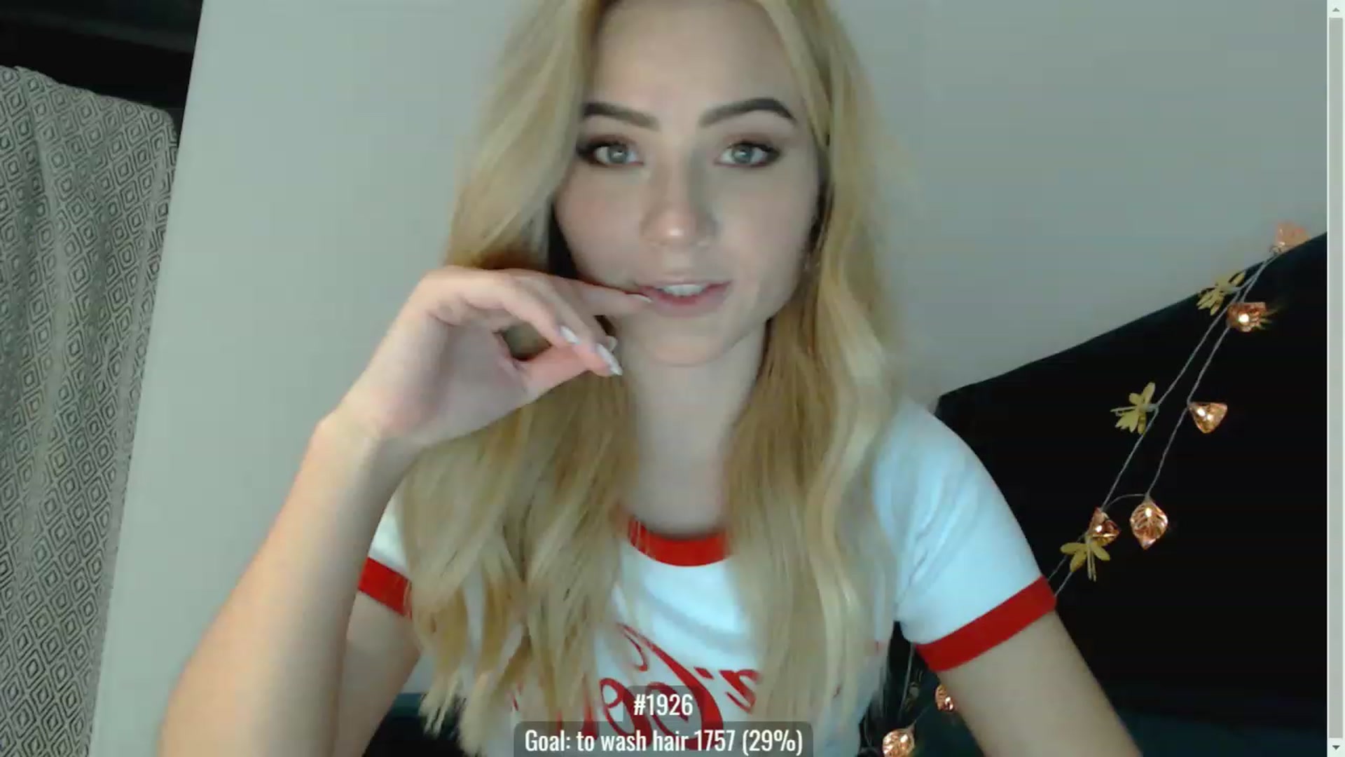 Gallery image thumbnail from bridetobe's myfreecams stream on, 12/06/2022, 18:06 image 5 of 20