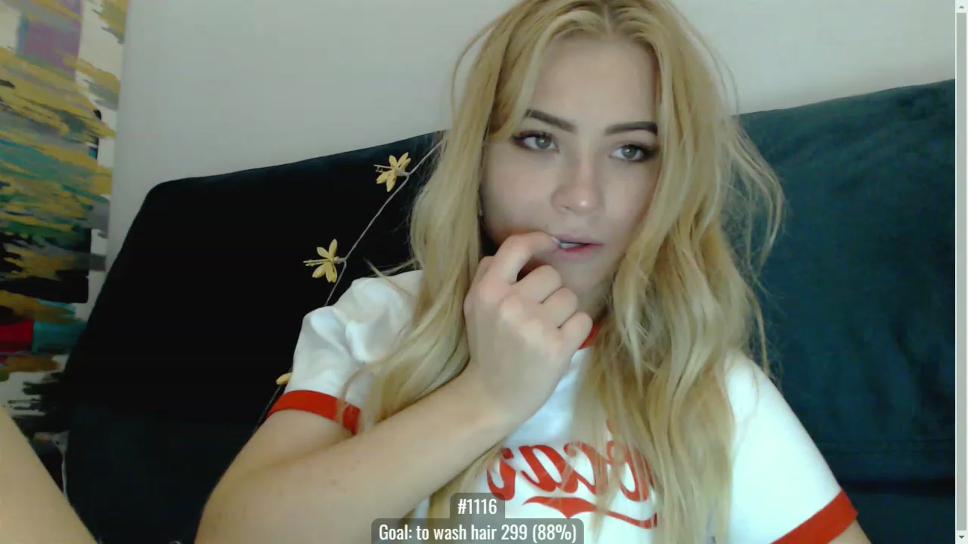 Gallery image thumbnail from bridetobe's myfreecams stream on, 12/06/2022, 18:59 image 14 of 20