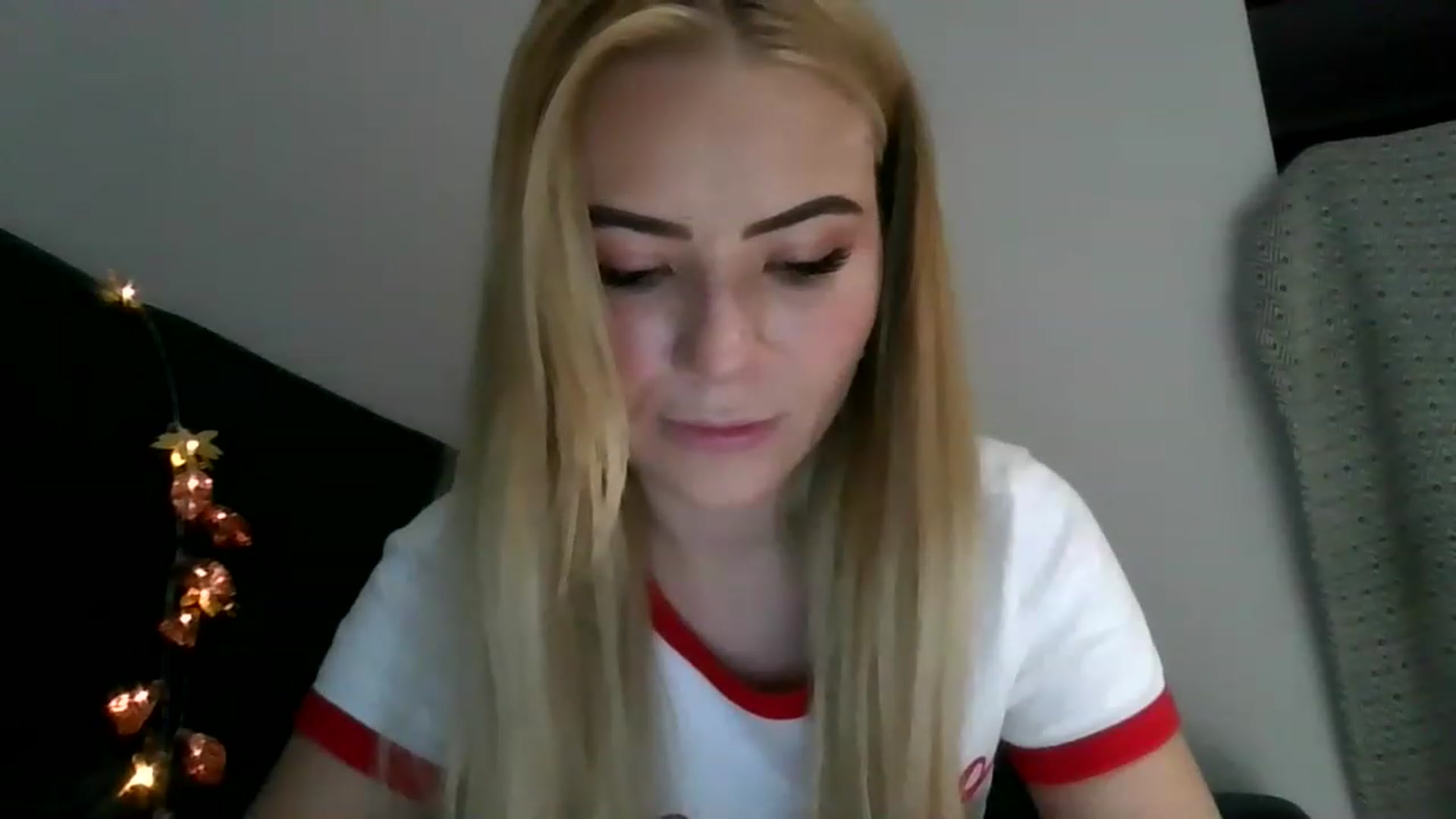 Gallery image thumbnail from bridetobe's myfreecams stream on, 12/08/2022, 23:31 image 4 of 20