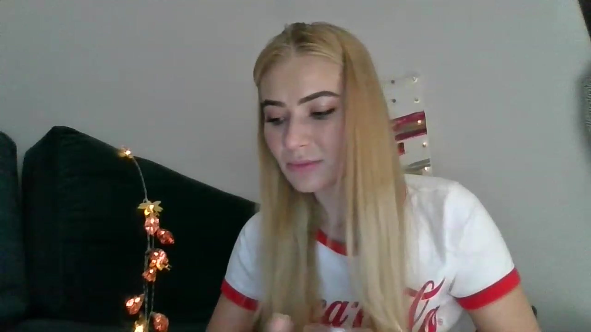 Gallery image thumbnail from bridetobe's myfreecams stream on, 12/08/2022, 23:31 image 18 of 20