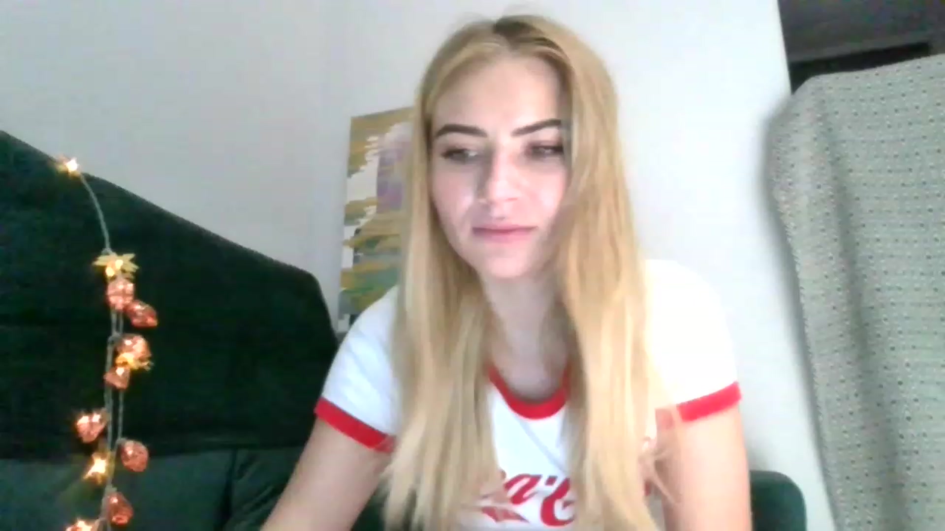 Gallery image thumbnail from bridetobe's myfreecams stream on, 12/09/2022, 01:50 image 18 of 20