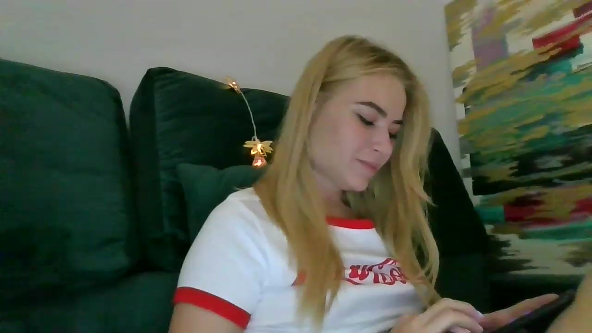 Gallery image thumbnail from bridetobe's myfreecams stream on, 12/09/2022, 02:43 image 16 of 20