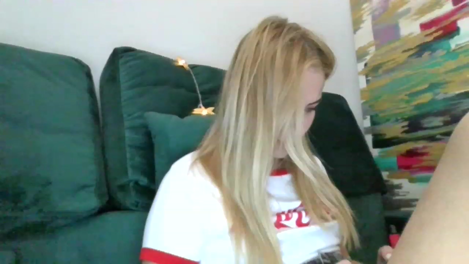 Gallery image thumbnail from bridetobe's myfreecams stream on, 12/09/2022, 02:43 image 7 of 20