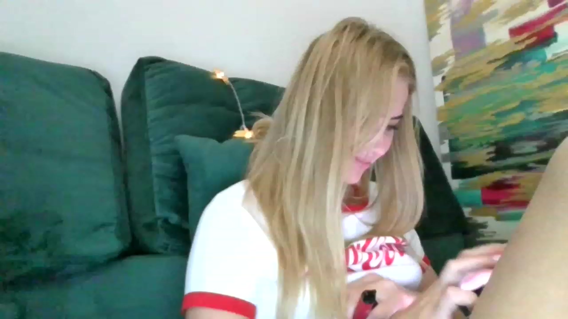Gallery image thumbnail from bridetobe's myfreecams stream on, 12/09/2022, 02:43 image 3 of 20
