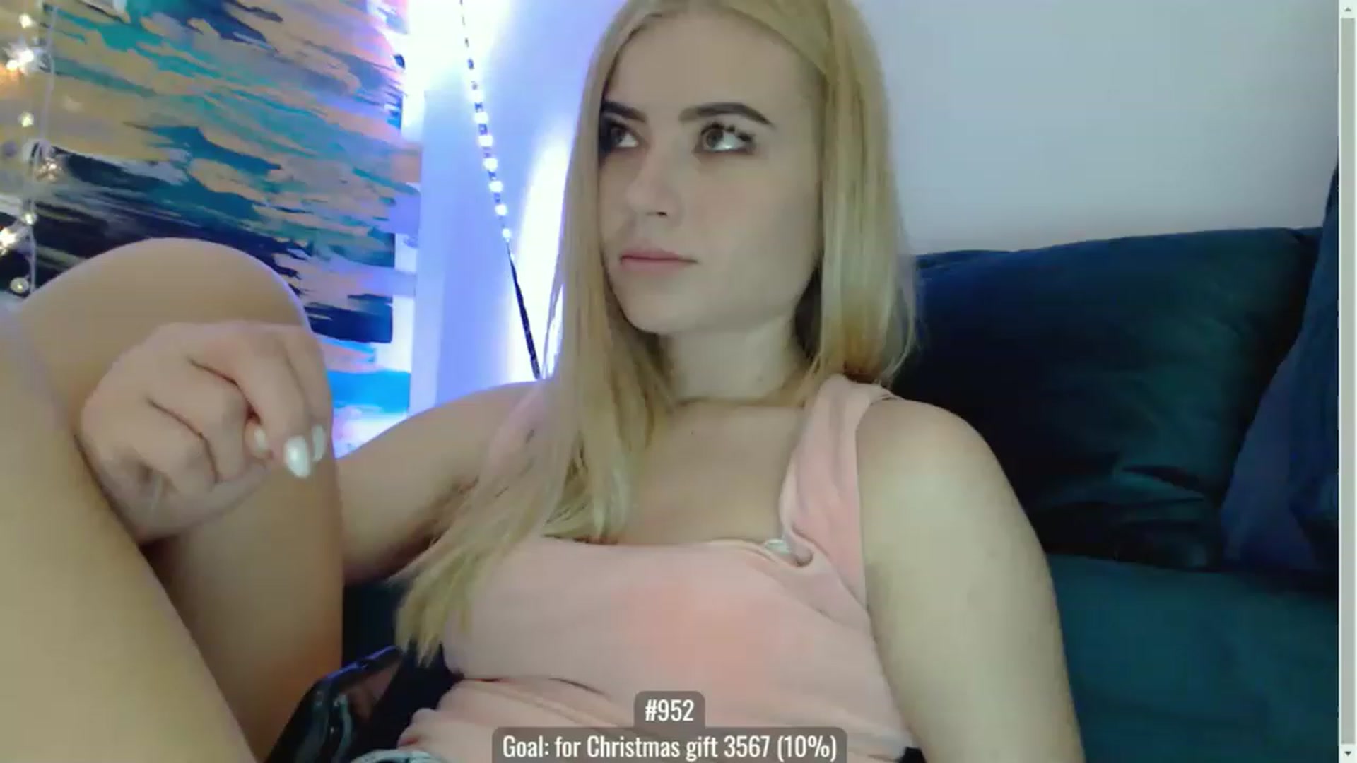 Gallery image thumbnail from bridetobe's myfreecams stream on, 12/12/2022, 23:07 image 19 of 20