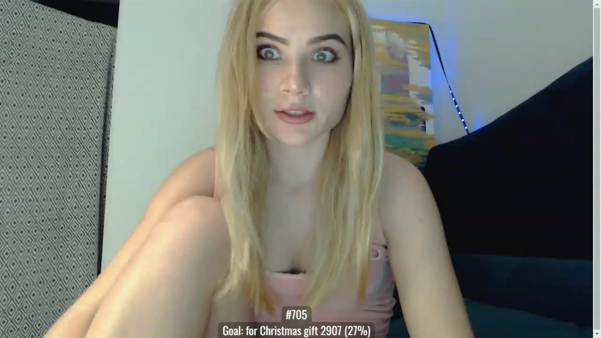 Gallery image thumbnail from bridetobe's myfreecams stream on, 12/15/2022, 24:01 image 5 of 20