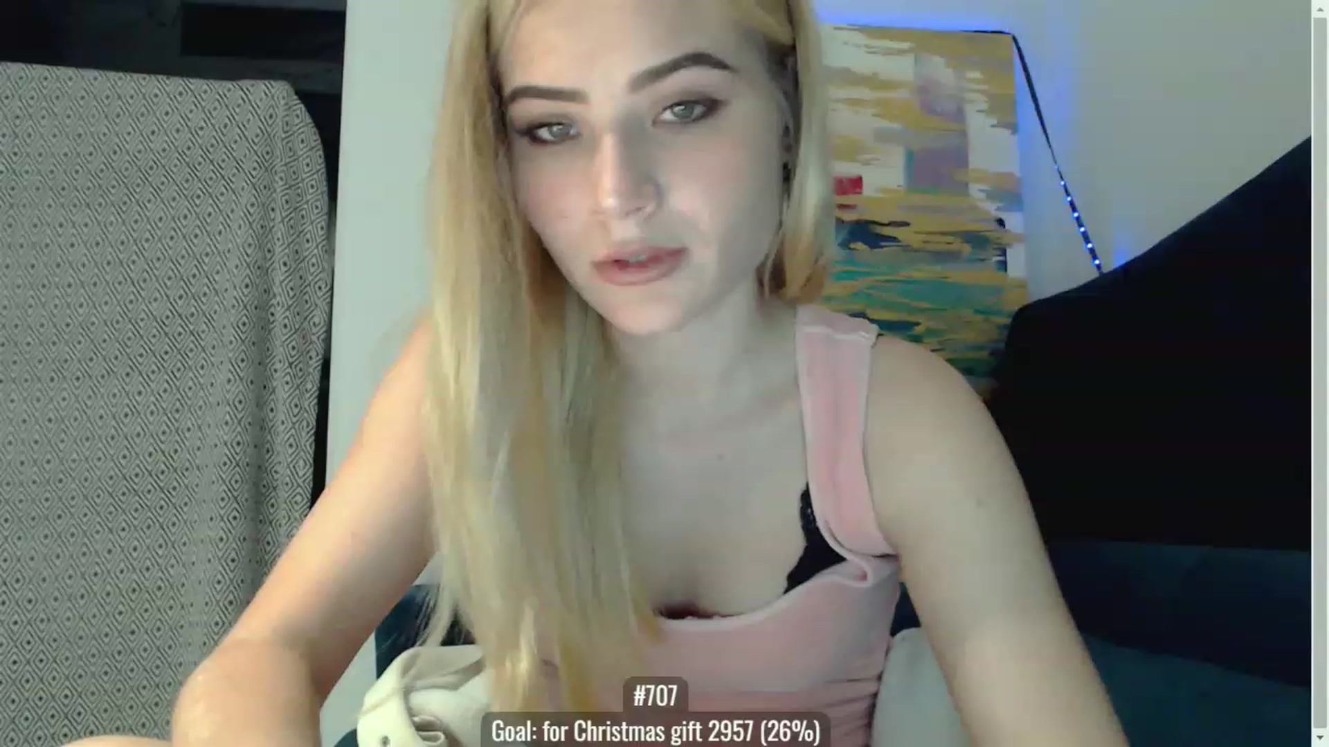 Gallery image thumbnail from bridetobe's myfreecams stream on, 12/15/2022, 24:01 image 2 of 20