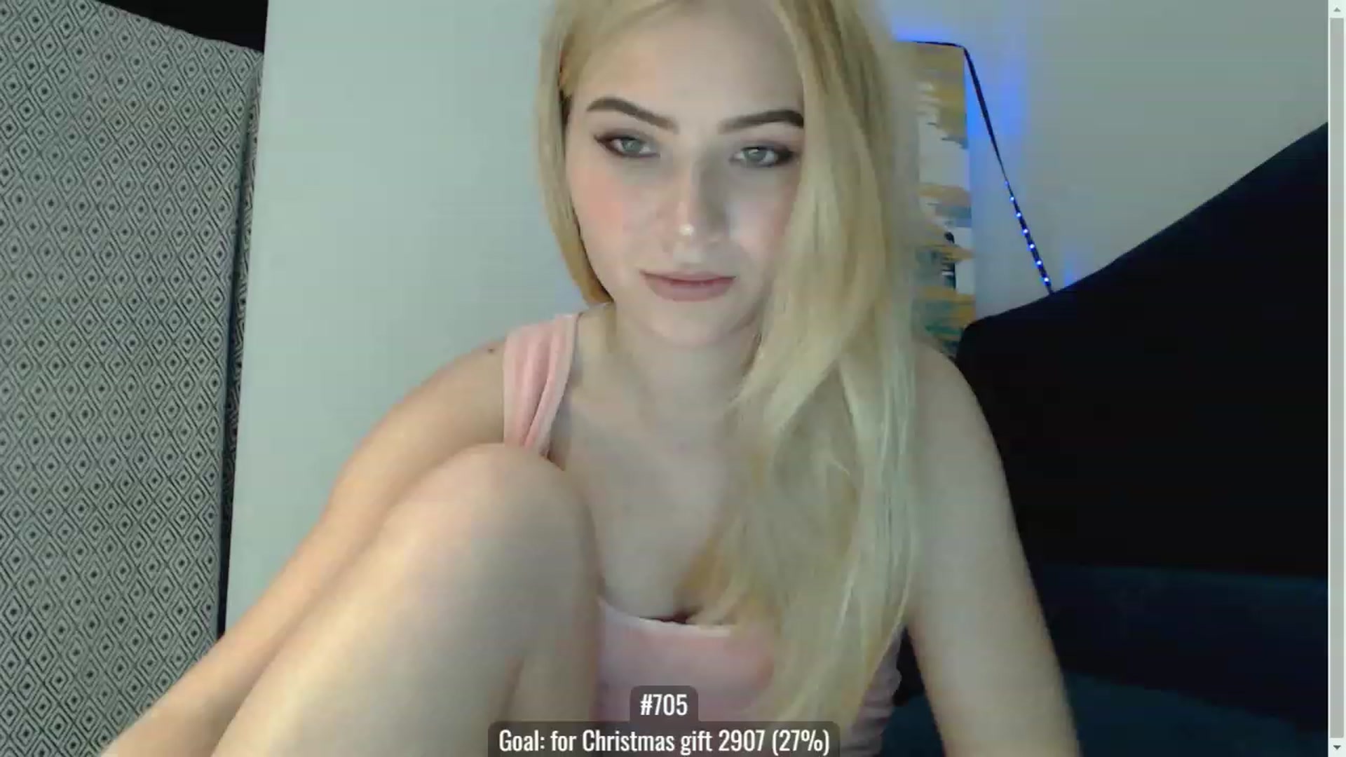 Gallery image thumbnail from bridetobe's myfreecams stream on, 12/15/2022, 24:01 image 6 of 20