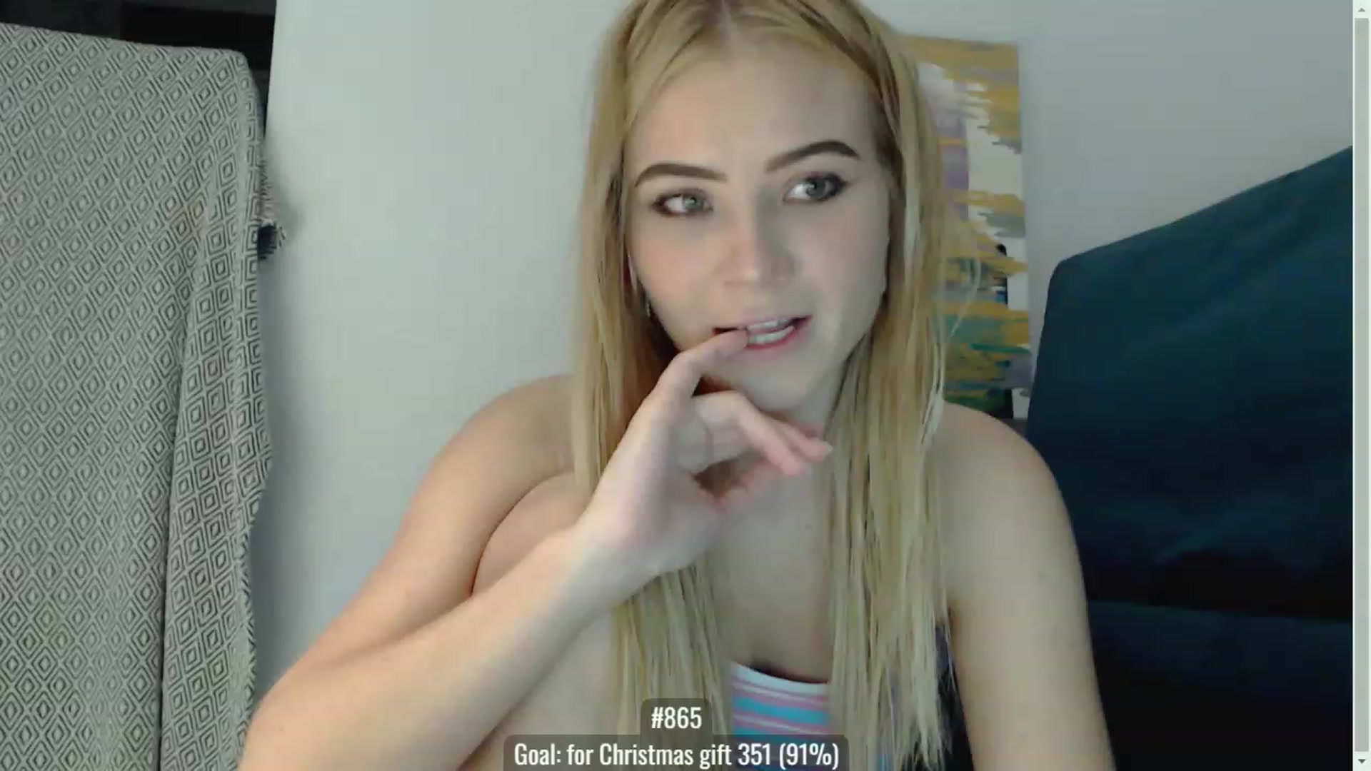 Gallery image thumbnail from bridetobe's myfreecams stream on, 12/19/2022, 20:56 image 6 of 20