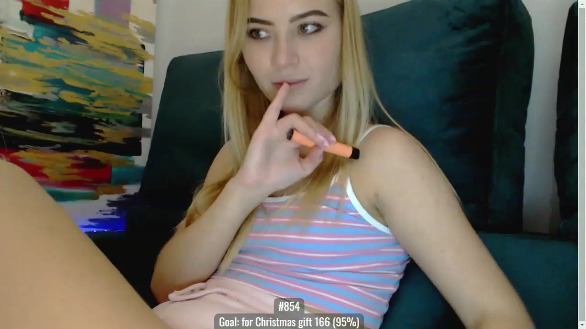 Gallery image thumbnail from bridetobe's myfreecams stream on, 12/19/2022, 23:48 image 13 of 20