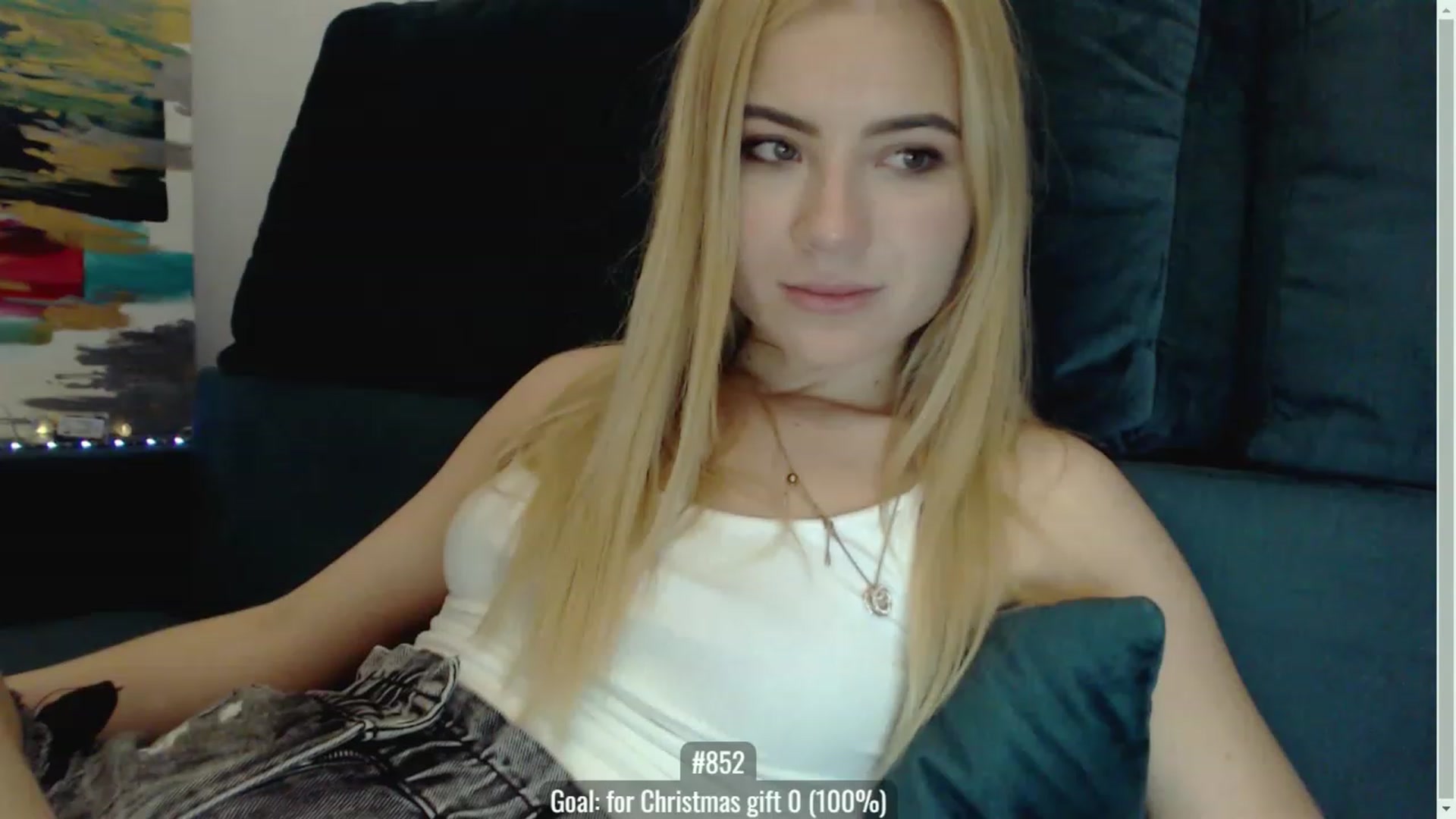 Gallery image thumbnail from bridetobe's myfreecams stream on, 12/24/2022, 24:44 image 3 of 20